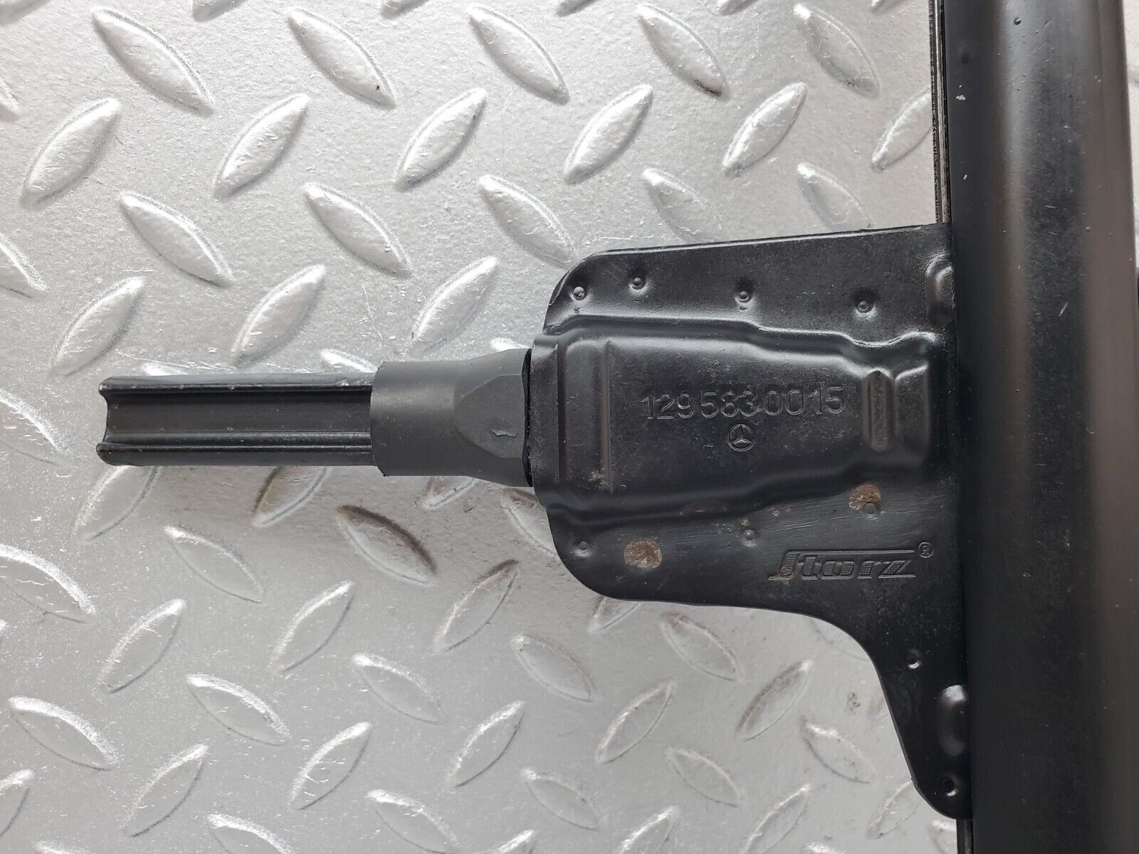 45190 Mercedes-Benz R129 300SL Coupe Car Jack 1295830015