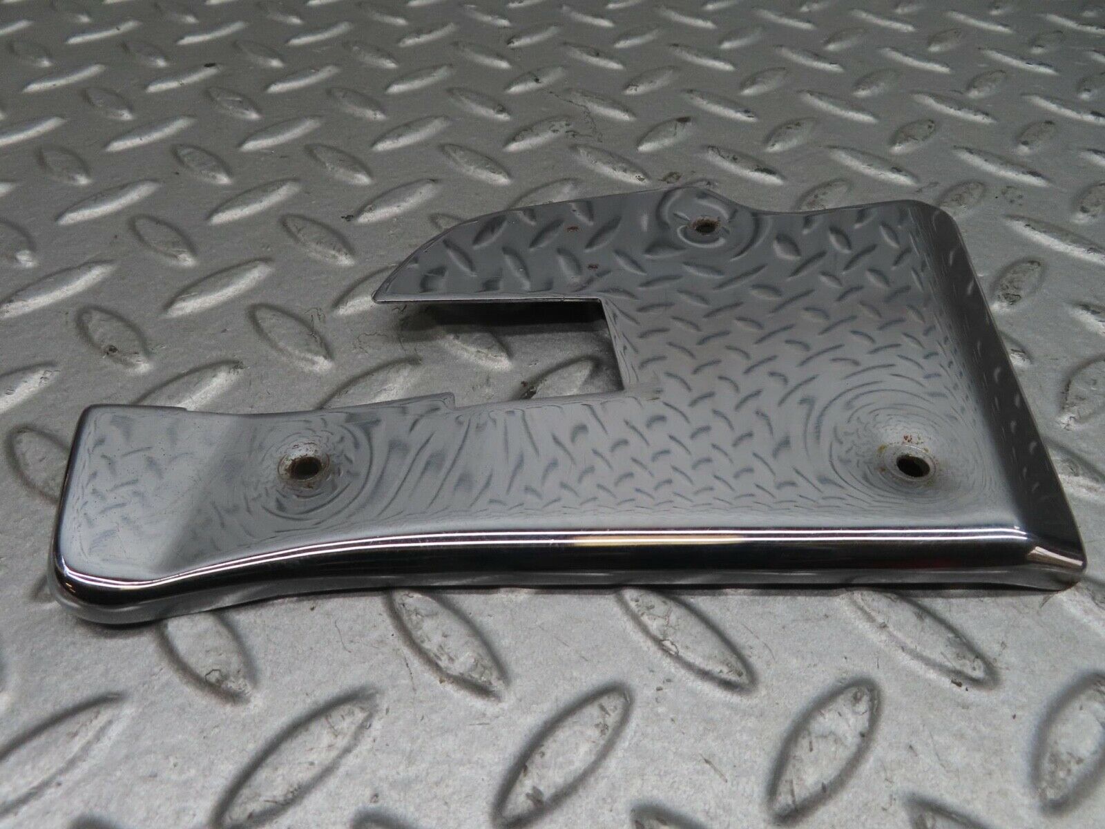 13861 Mercedes-Benz R107 450SL Right Door Chrome Cover