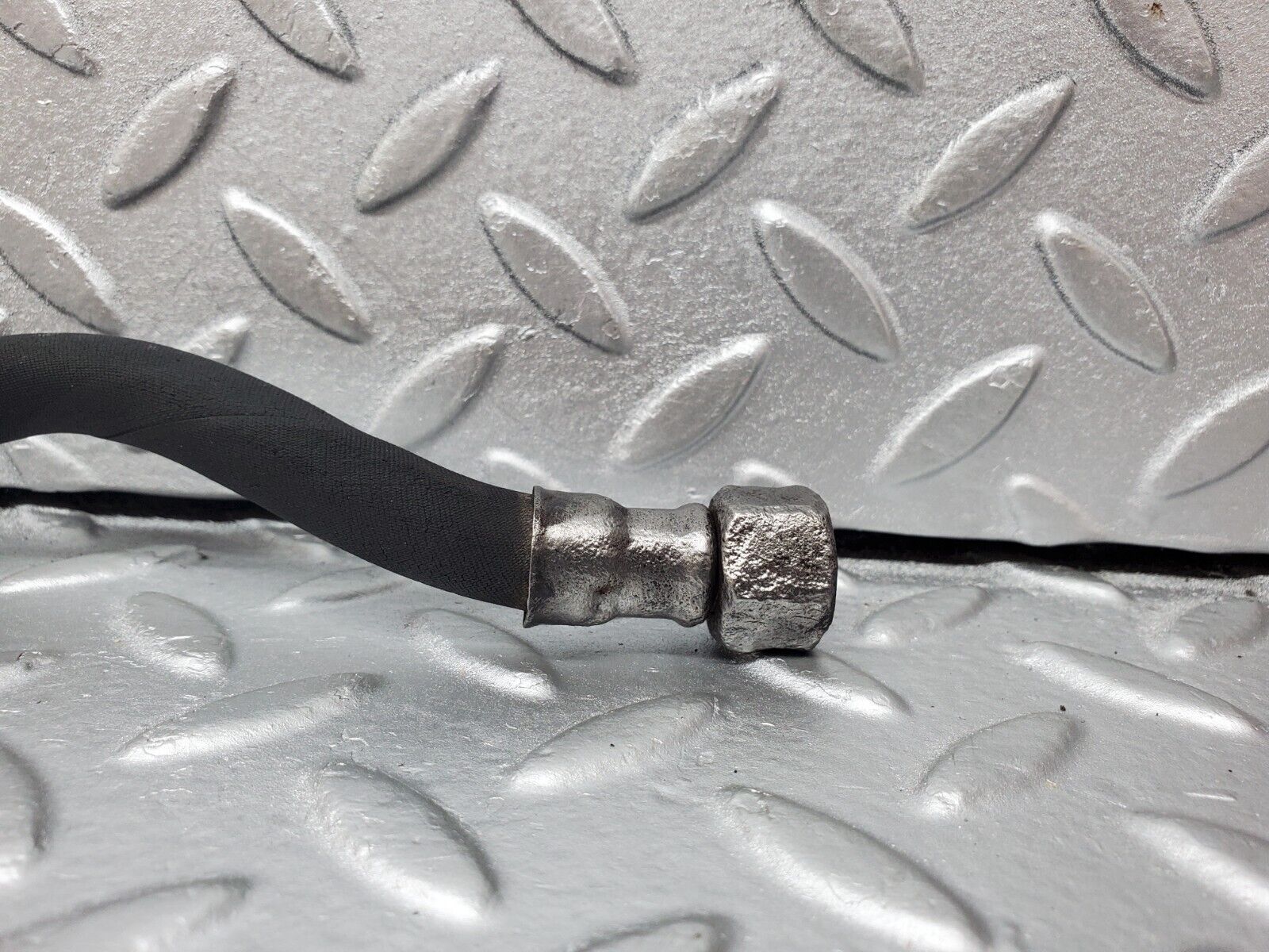 45459 Mercedes-Benz 280E M110.988 Gearbox Oil Hose Pipe