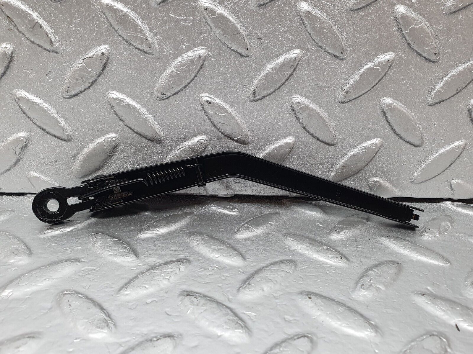 44078 Mercedes-Benz C123 230CE Coupe Headlight Wiper Arm Left Side