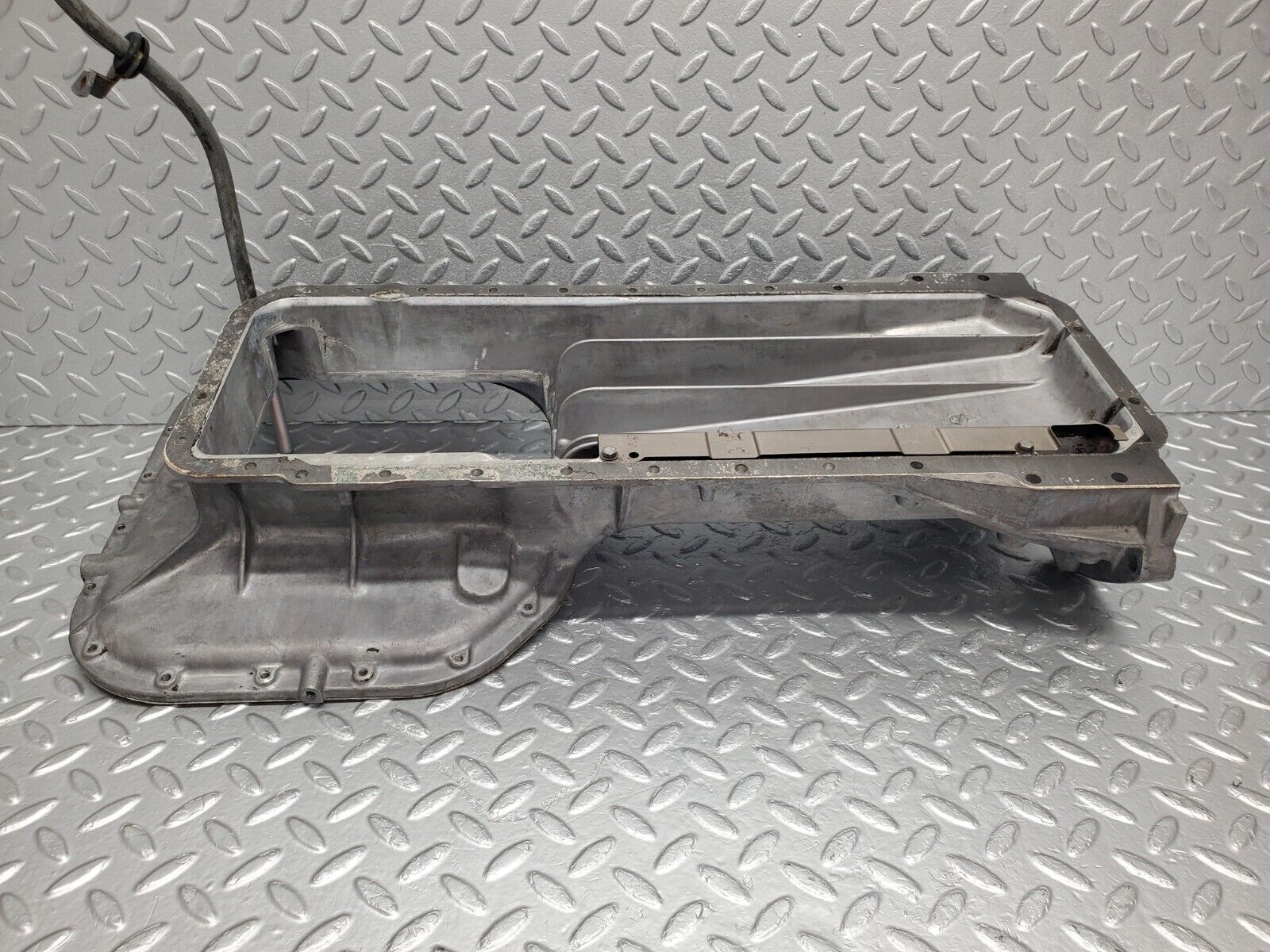 46292 Mercedes-Benz W126 420SE Oil Pan Oil Sump 1170140002