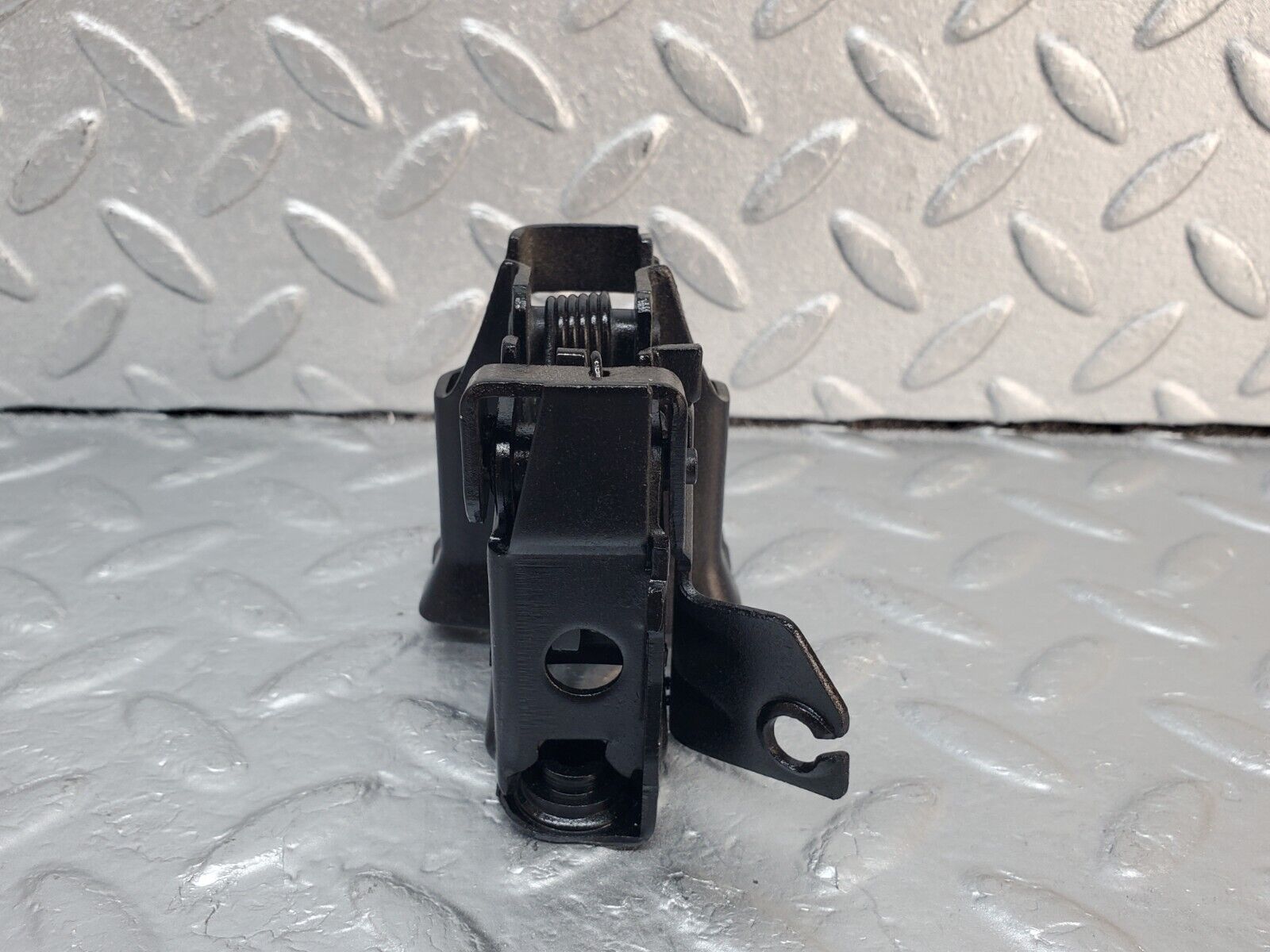 45946 Mercedes-Benz W126 420SE Bonnet Lock Catch Right Side 1268801260