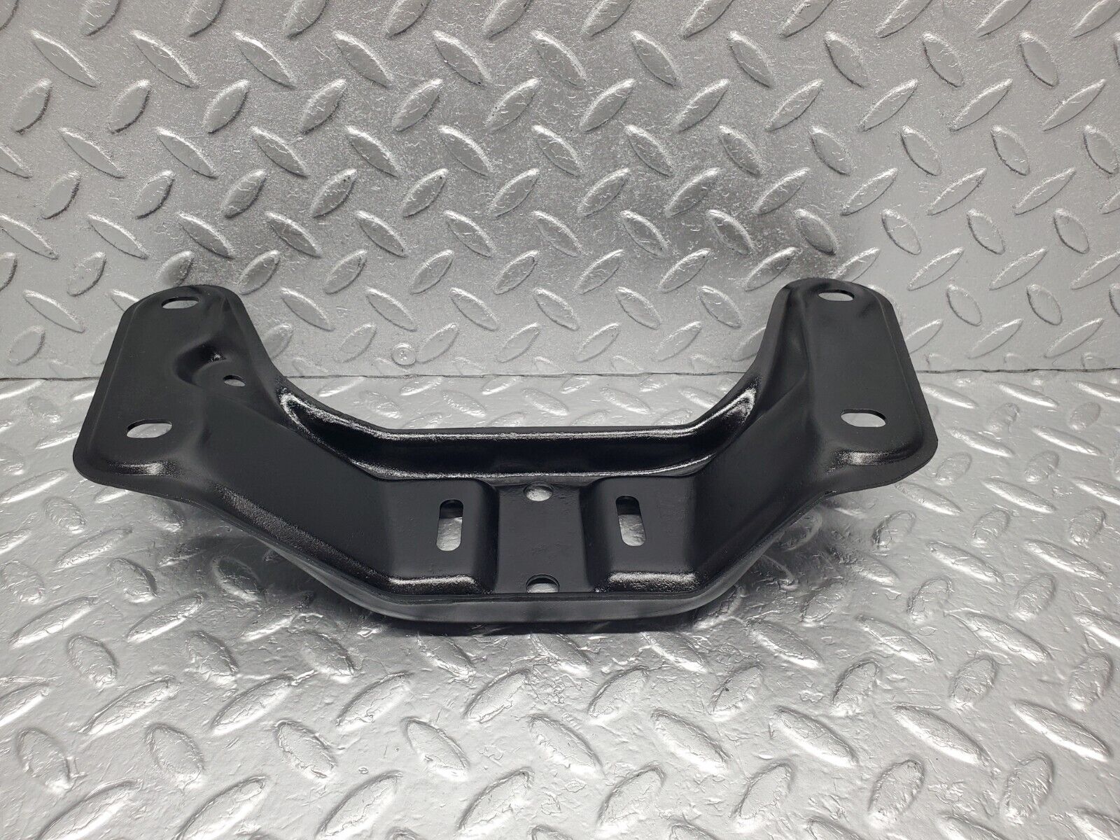 46393 Mercedes-Benz C123 280CE Coupe Gearbox Mount Bracket