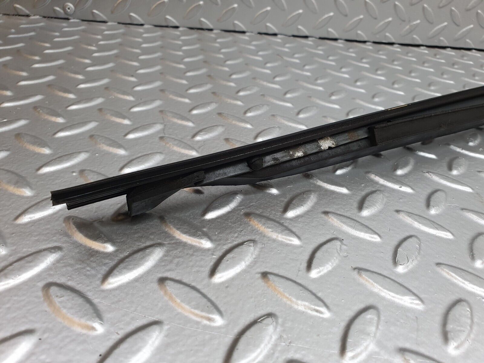 41713 Mercedes-Benz W124 200E Roof Chrome Trim Left Side 1246900397