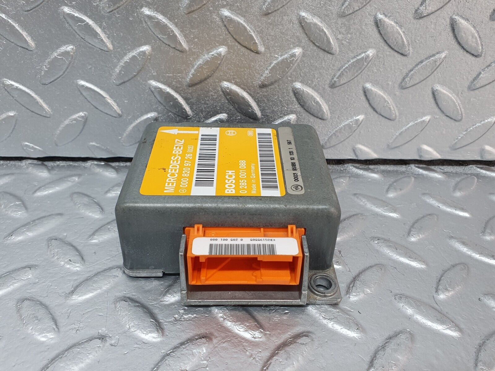 42158 Mercedes-Benz R129 320SL Coupe Crash Sensor Bosch 0008209726 0285001088