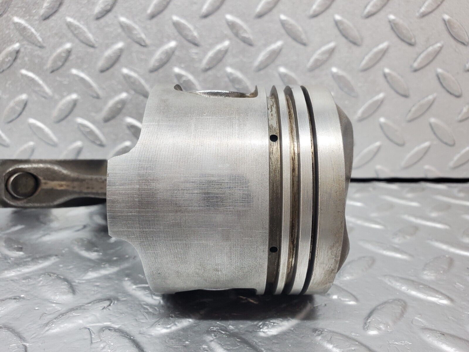 44300 Mercedes-Benz W123 280E Piston With Connecting Rod 85.985Mm 11005