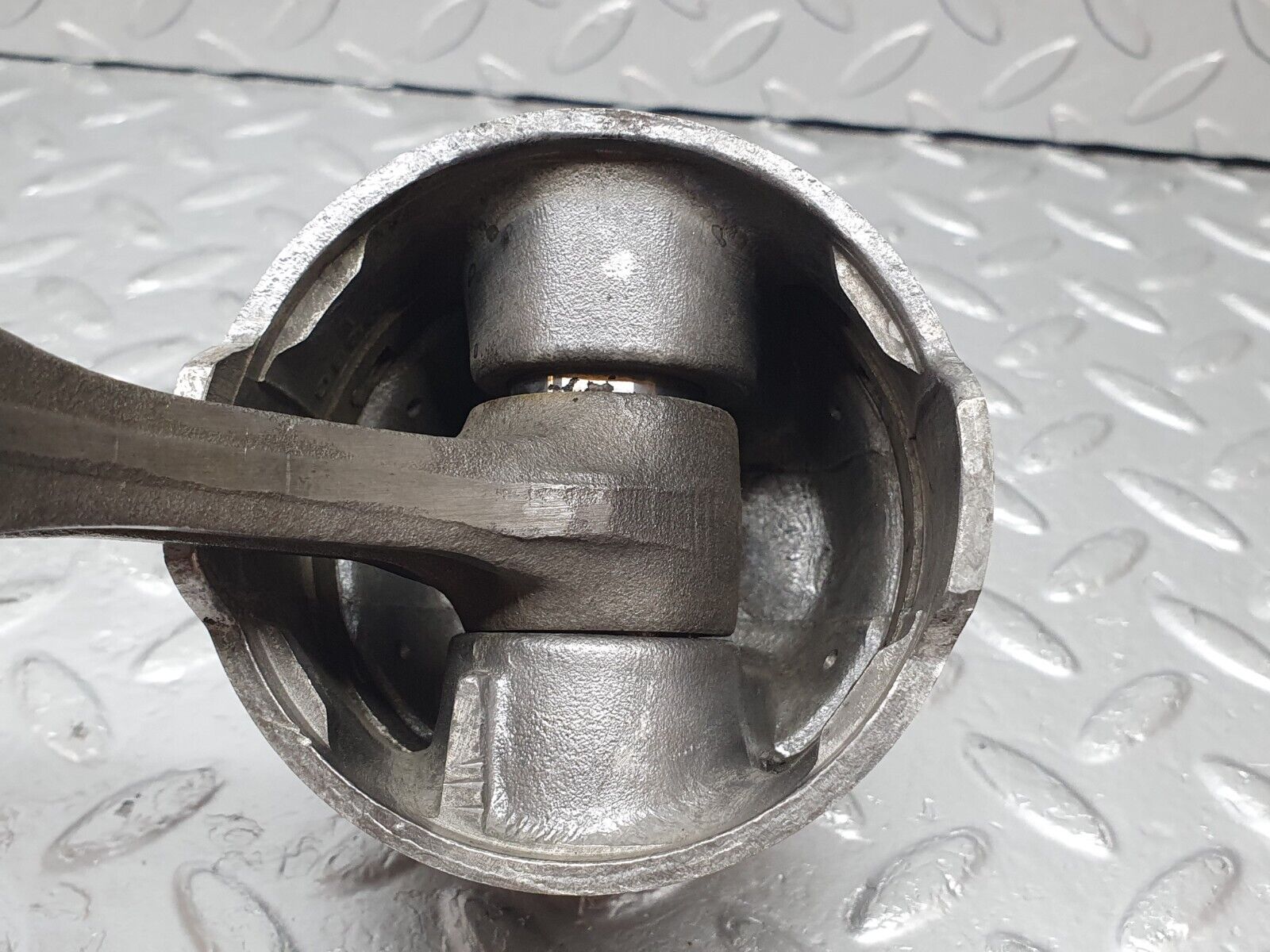 43869 Mercedes-Benz W108 280SE Piston With Connecting Rod 87.47 mm 13002