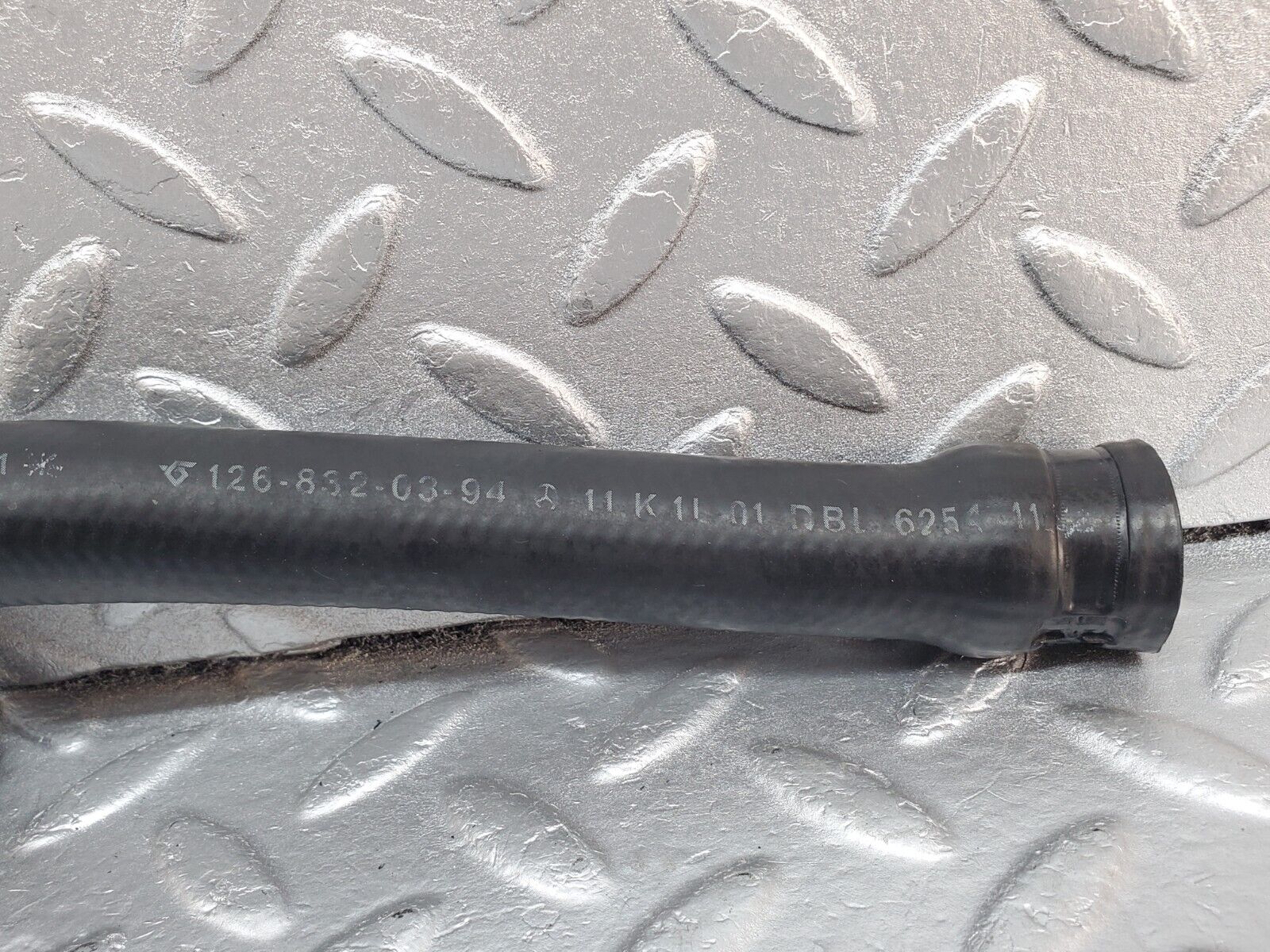 45688 Mercedes-Benz W126 420SE Heater Hose Pipe 1268320394