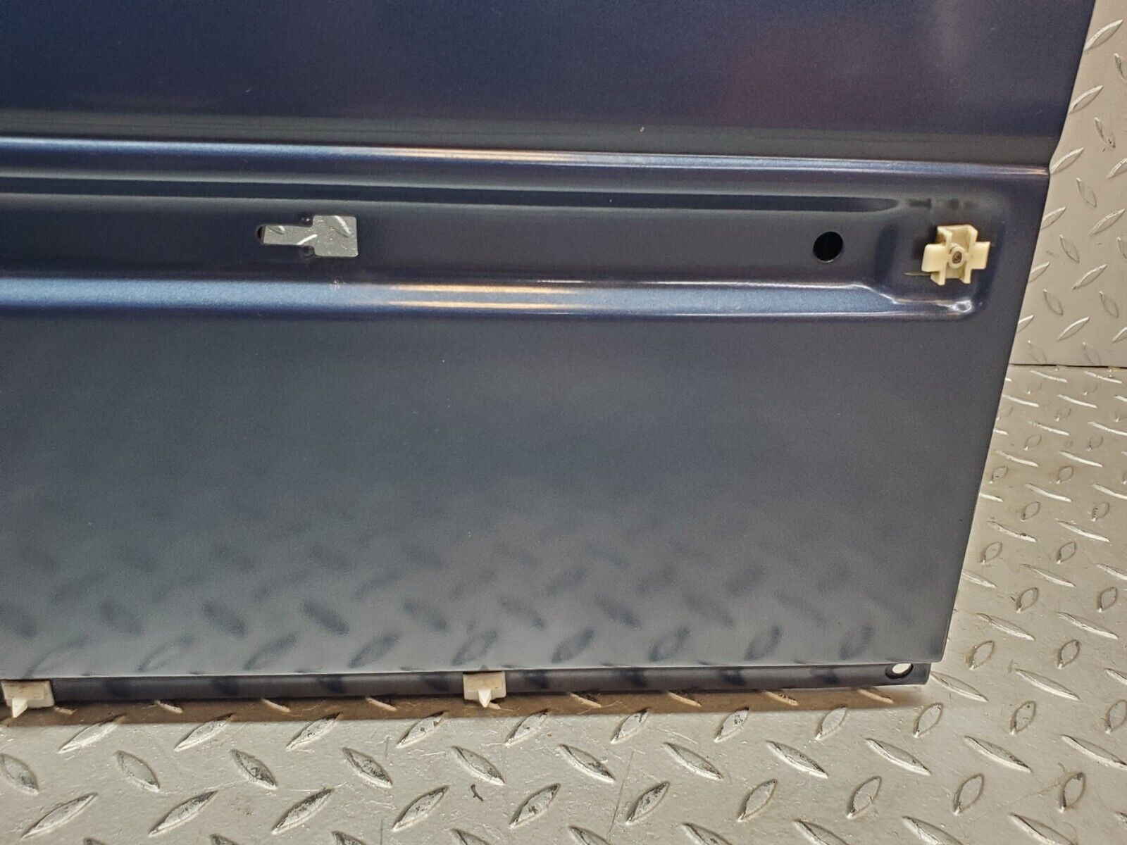 44703 Mercedes-Benz W124 220E Front Left Door