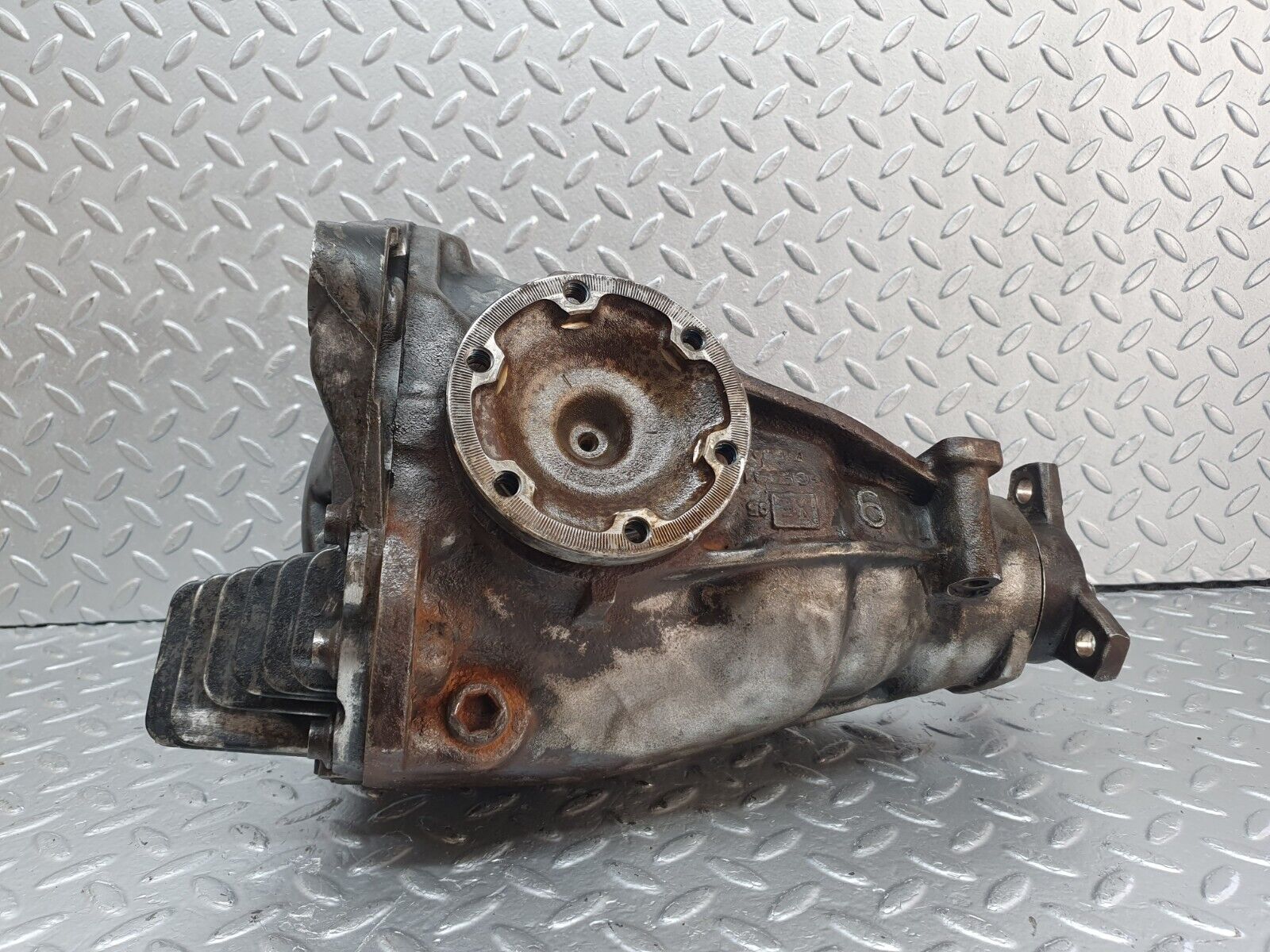 42629 Mercedes-Benz R129 320SL Coupe Rear Differential Ratio 3.70 2103510805