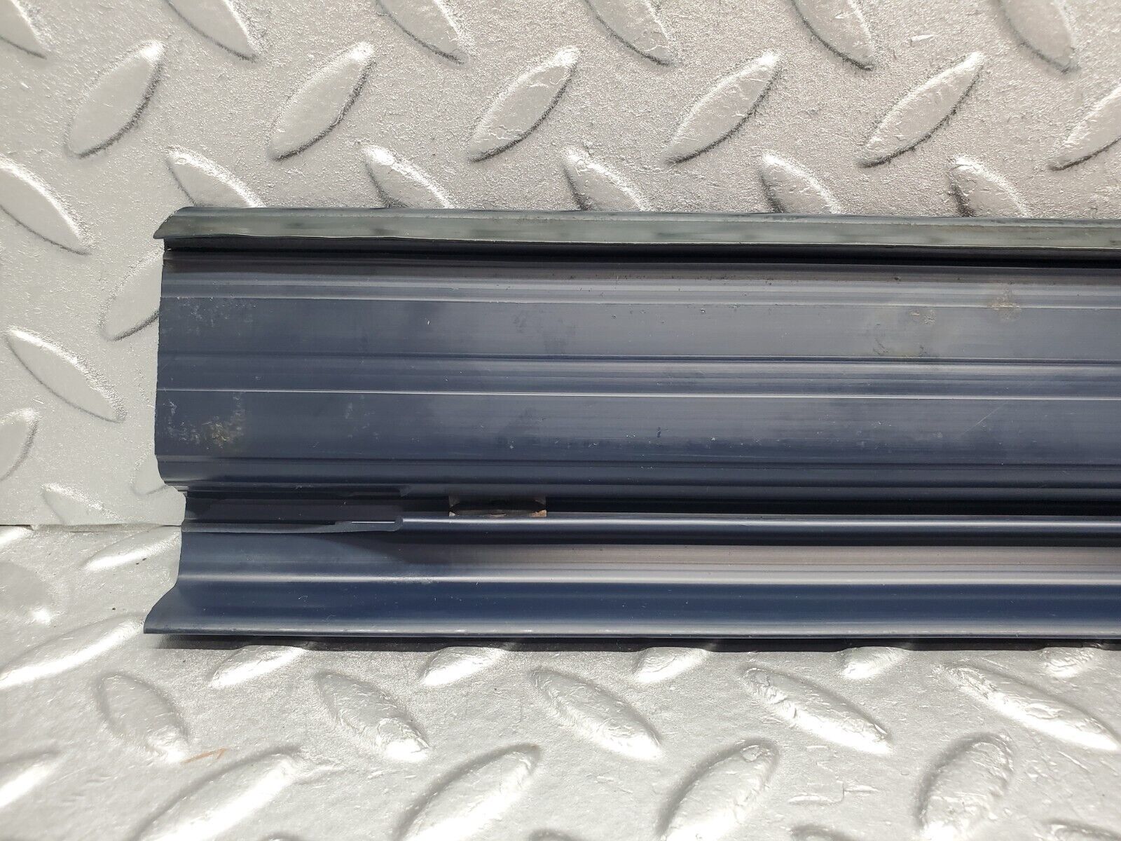 46006 Mercedes-Benz V123 240D LWB Front Door Sill Trim Blue