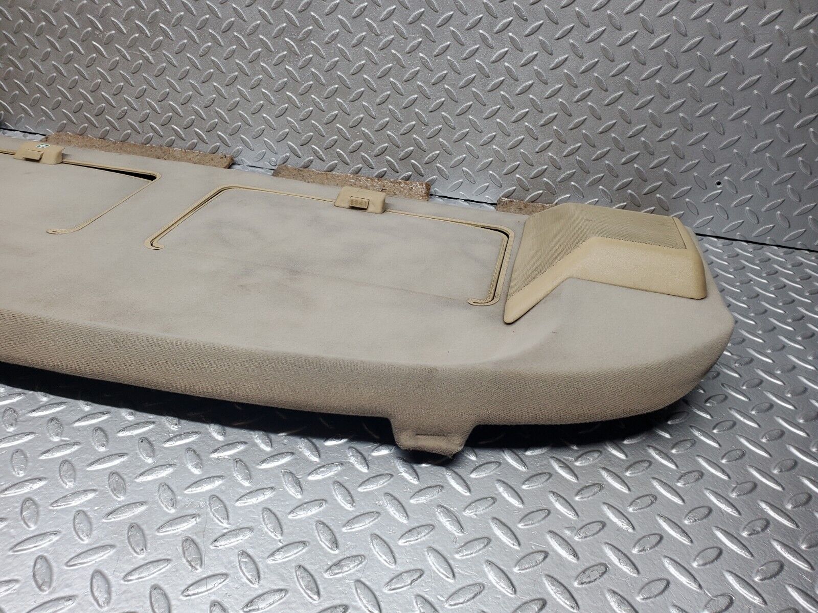 45772 Mercedes-Benz W126 420SE Rear Parcel Shelf Beige