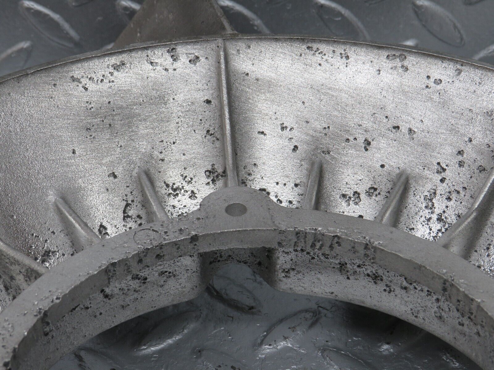 40055 Mercedes-Benz R107 350SL Engine Cooling Fan