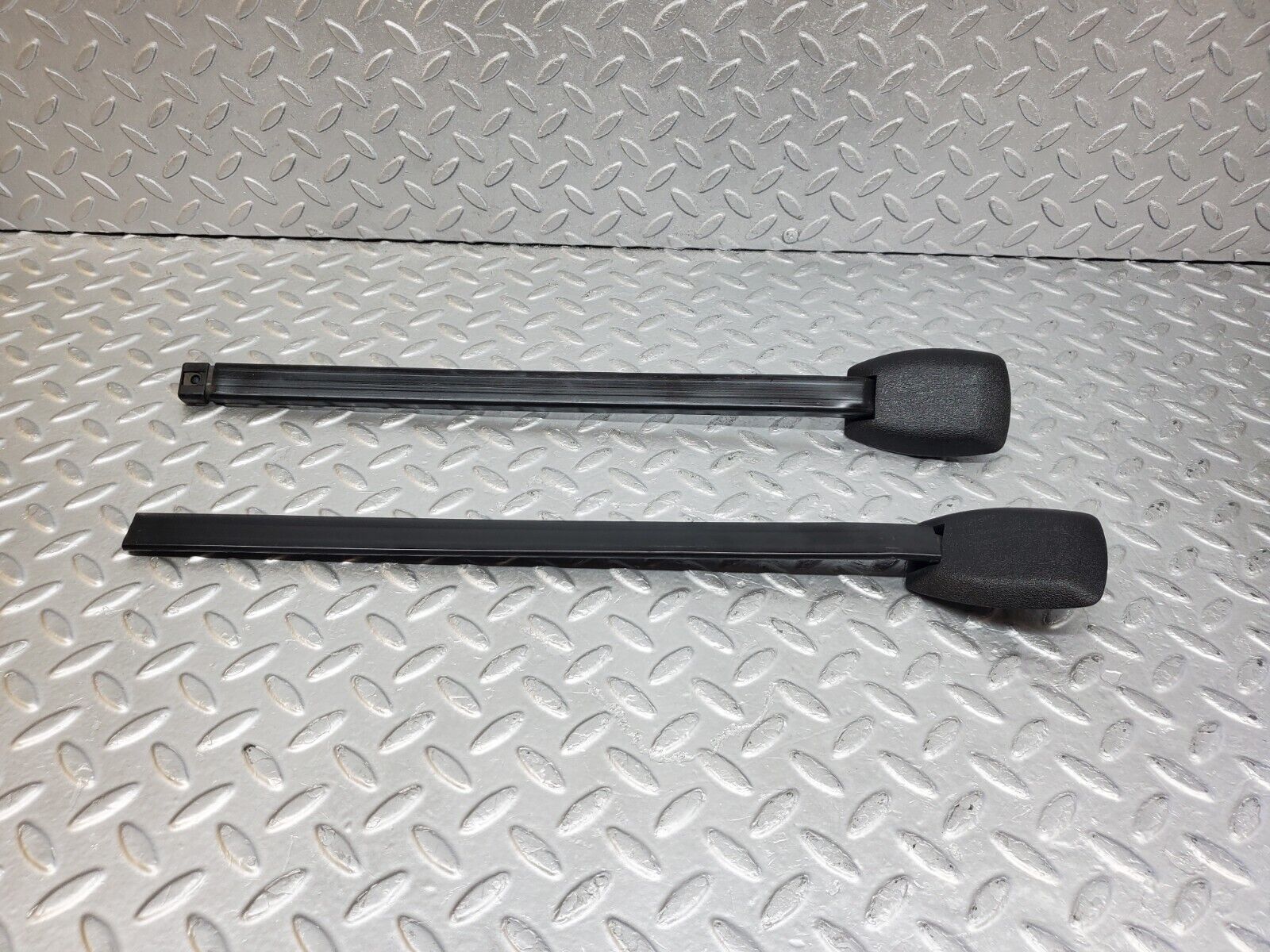 44777 Mercedes-Benz W124 220E Seat Belt Runner Pair 1249193520