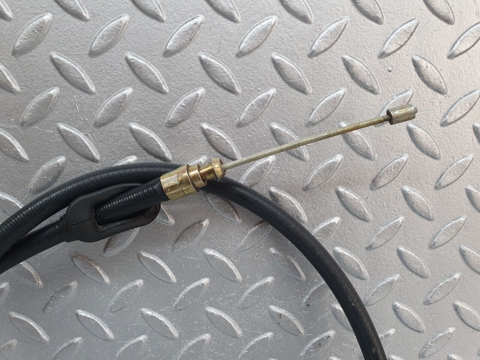 42323 Mercedes-Benz R129 320SL Coupe Handbrake Cable 1294202985