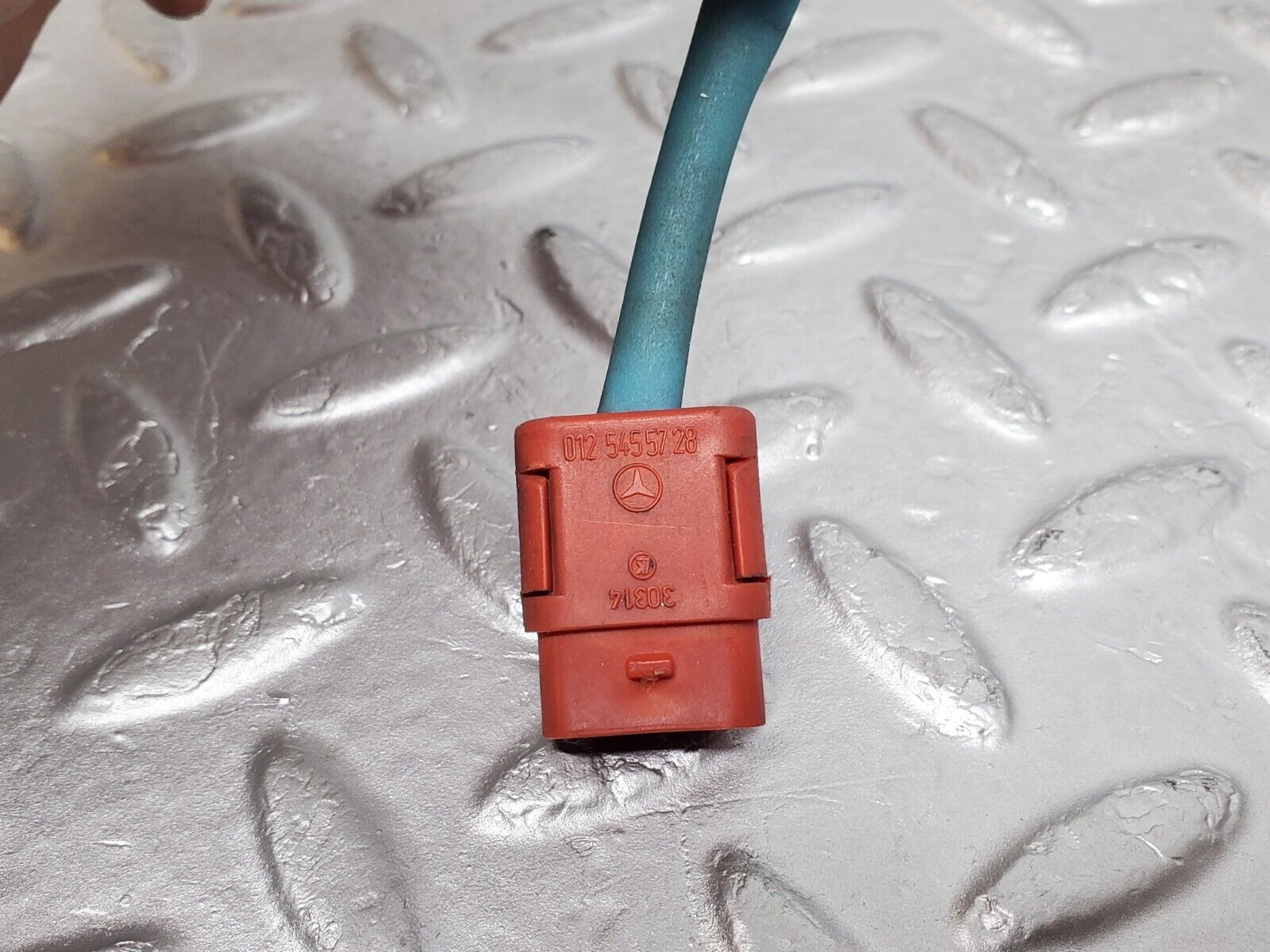 44797 Mercedes-Benz W124 220E Steering Wheel Contact Plate 0125455728 1244620597