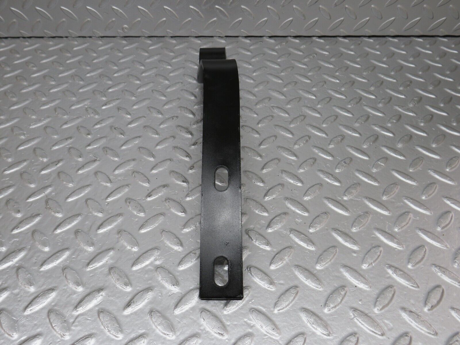 33555 Mercedes-Benz C107 R107 Front Left Bumper Bracket