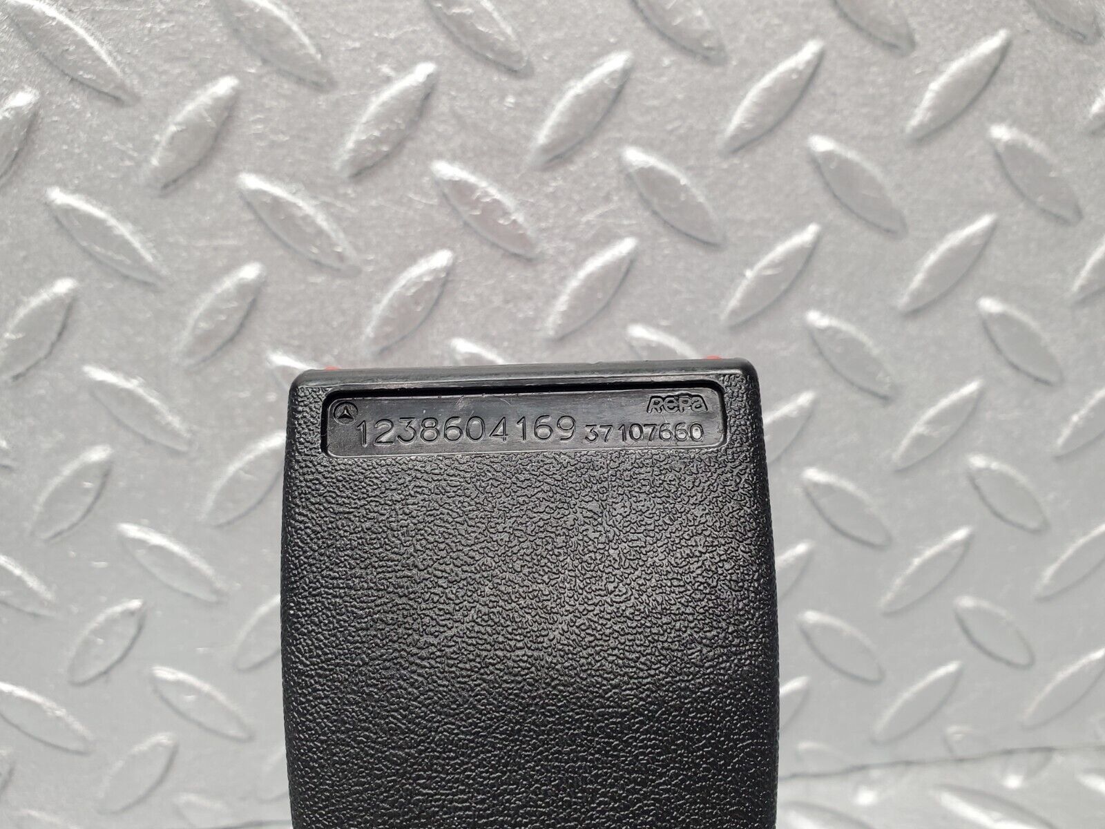 46386 Mercedes-Benz C123 280CE Coupe Front Right Seat Belt With Buckle 1238604169