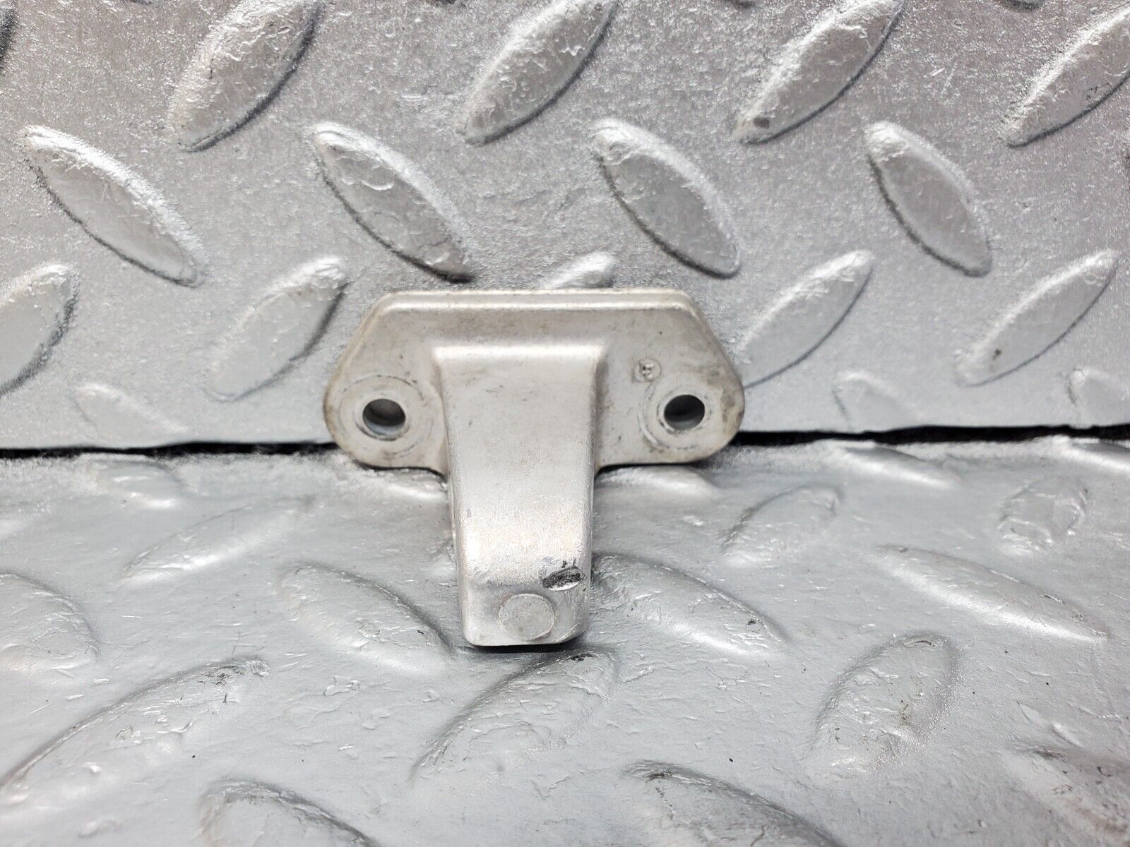 45735 Mercedes-Benz W126 420SE Trunk Lock Latch