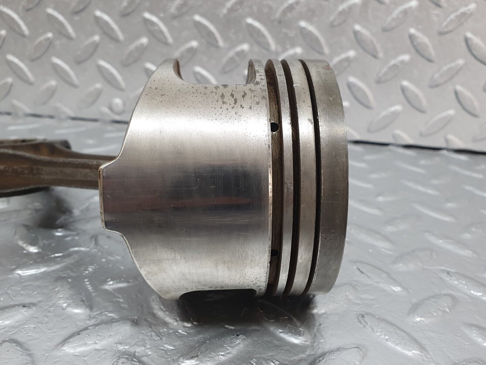 43772 Mercedes-Benz C126 380SEC Coupe Piston With Connecting Rod 87.995 11610