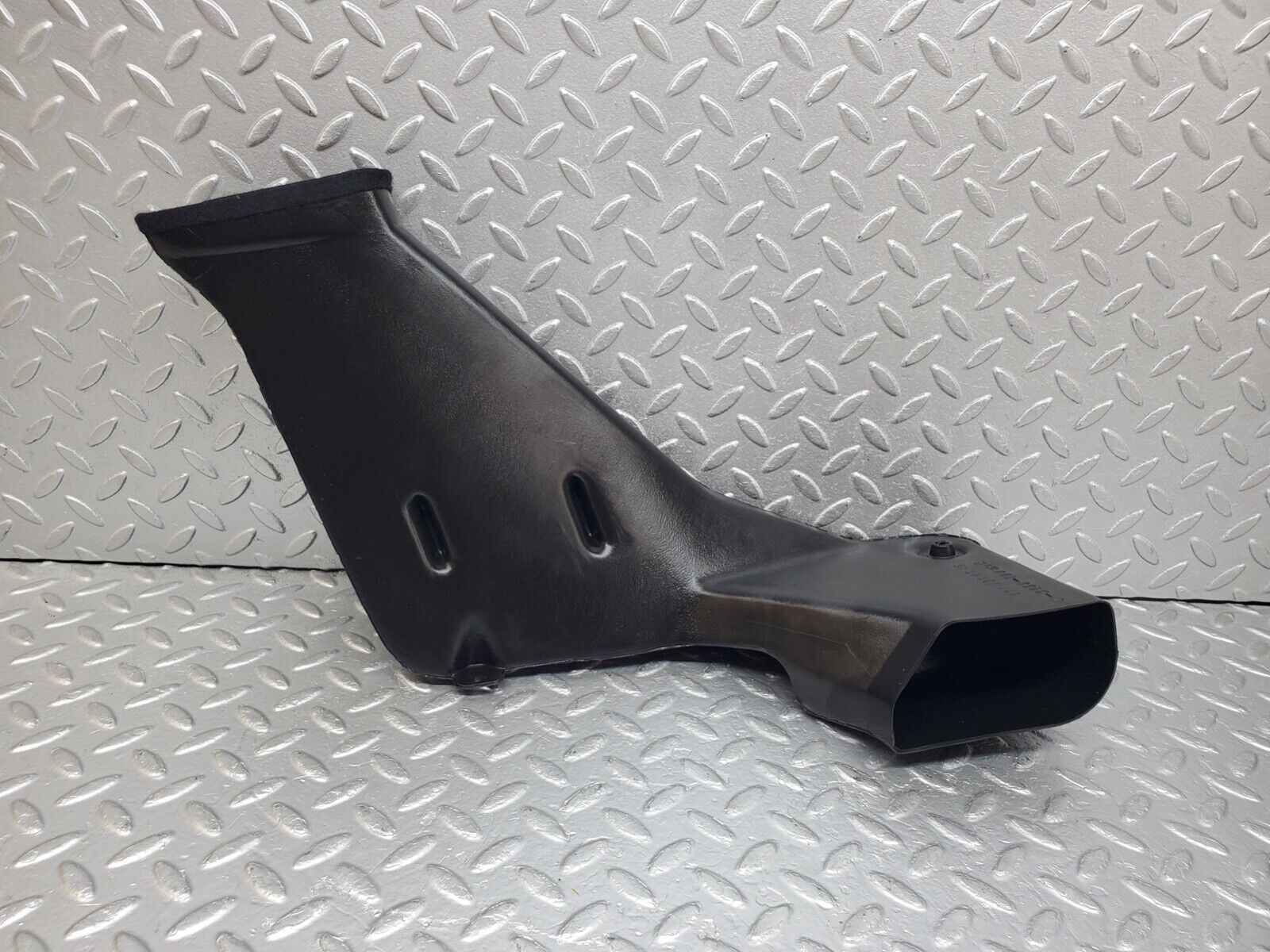 44611 Mercedes-Benz W124 220E Heater Air Duct Vent Left Side 1248310146