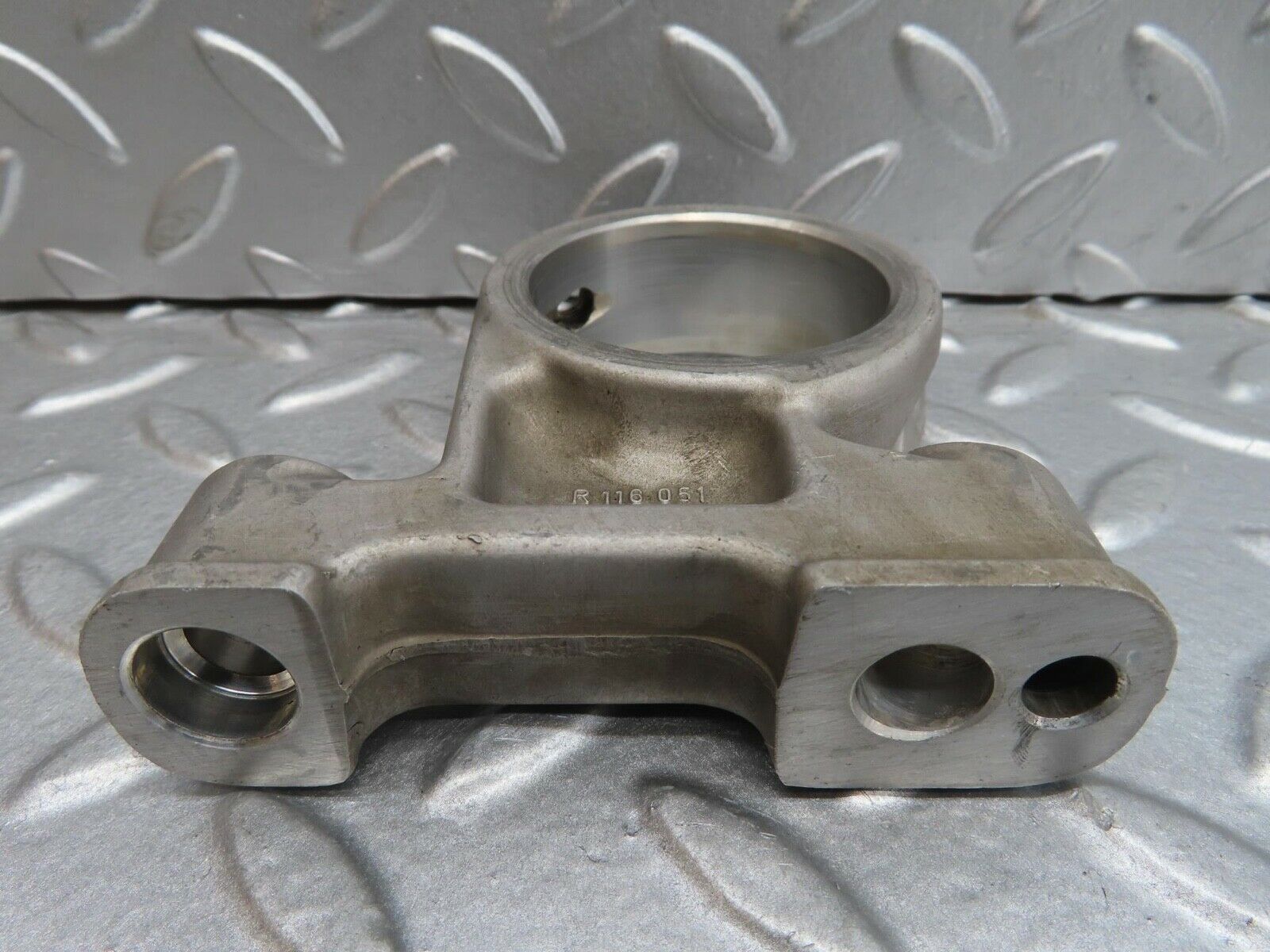 13734 Mercedes-Benz R107 450SL Camshaft Tower Bearing 1160512712