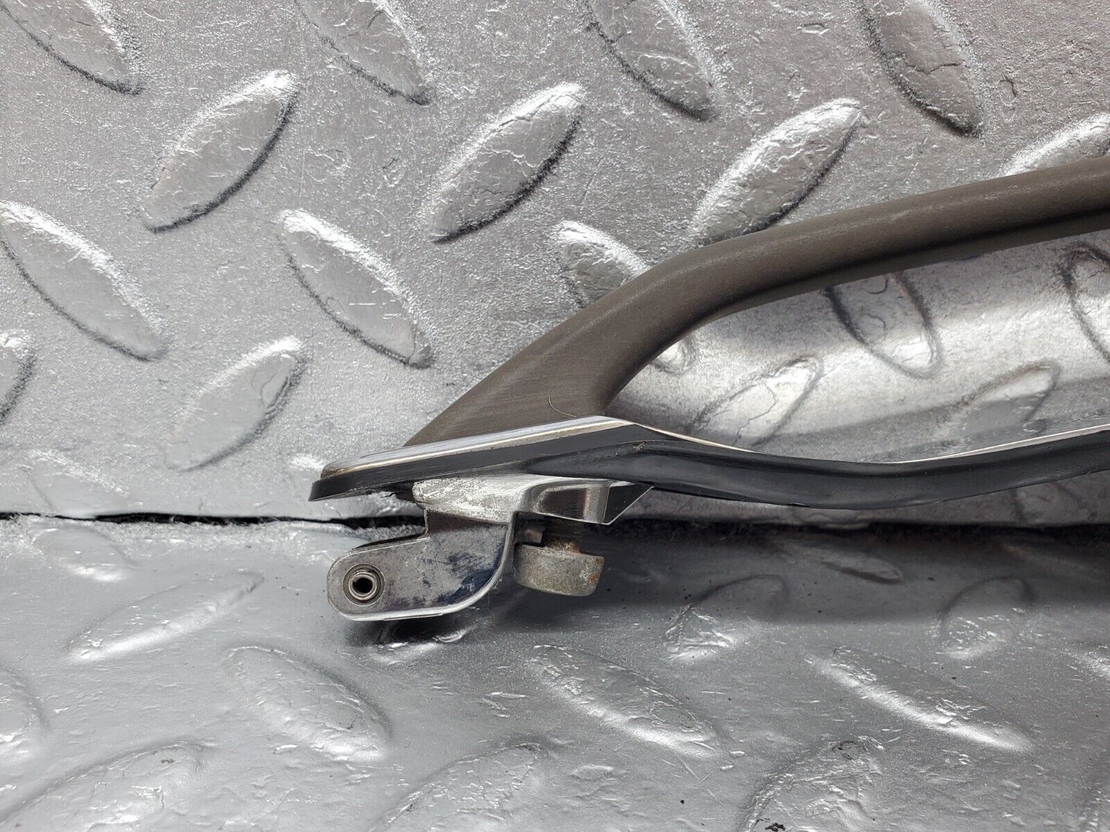 45647 Mercedes-Benz W126 420SE Rear Left Door Exterior Handle 1267600059