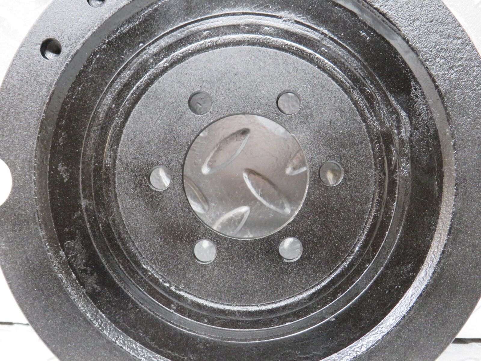 32984 Mercedes-Benz C107 R107 350 V8 Crankshaft Vibration Damper 1160300203