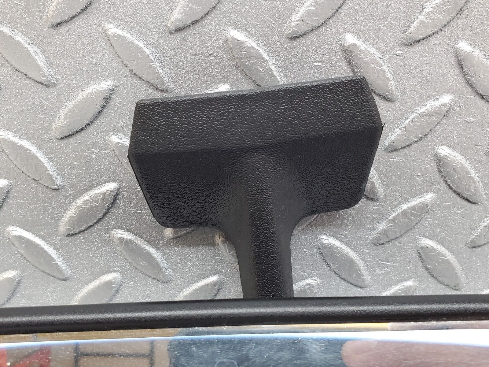 44708 Mercedes-Benz W124 220E Rear View Mirror 140157-4/1/8