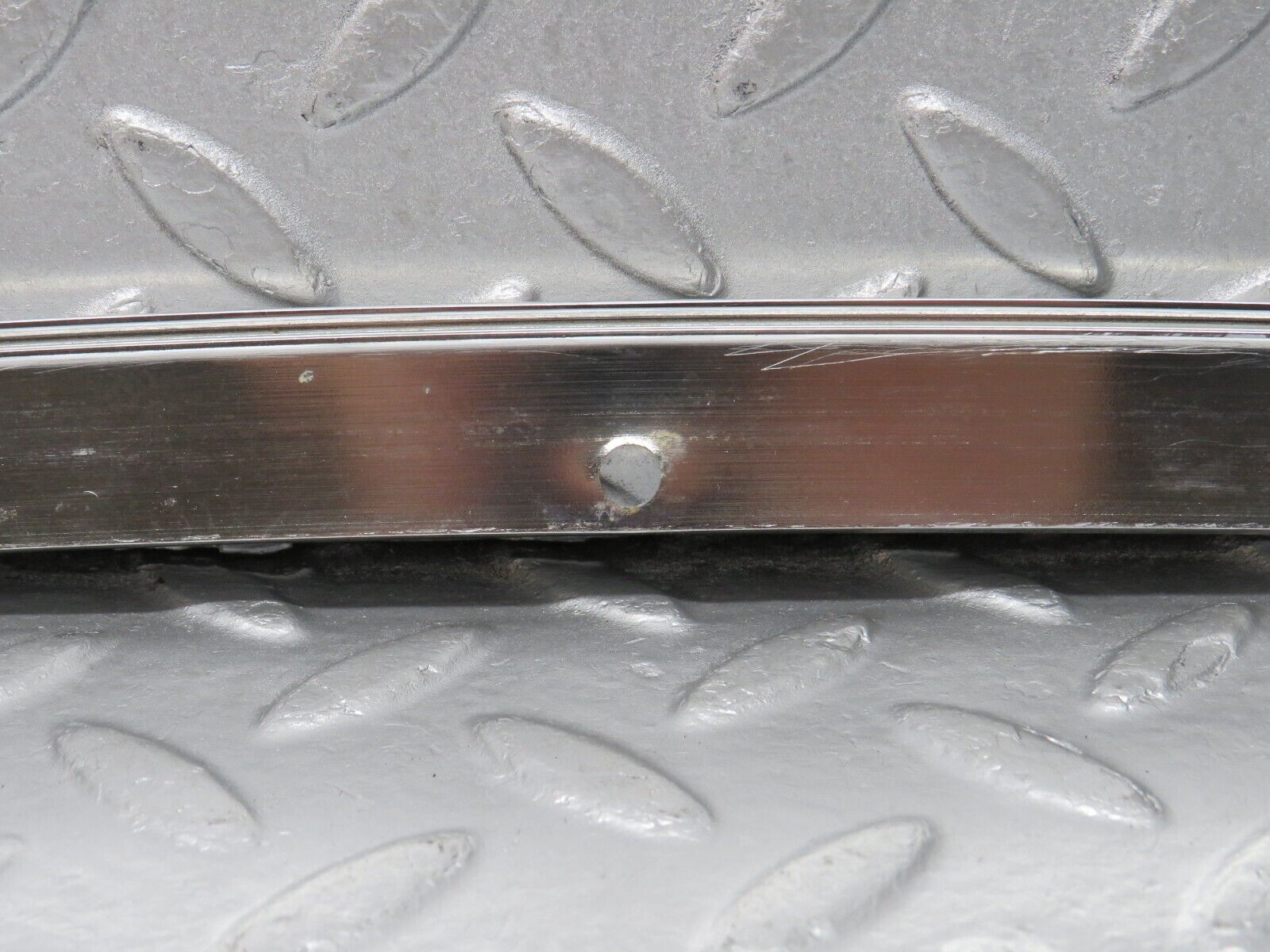 39858 Mercedes-Benz R107 350SL Hardtop B Pillar Chrome Trim Left Side