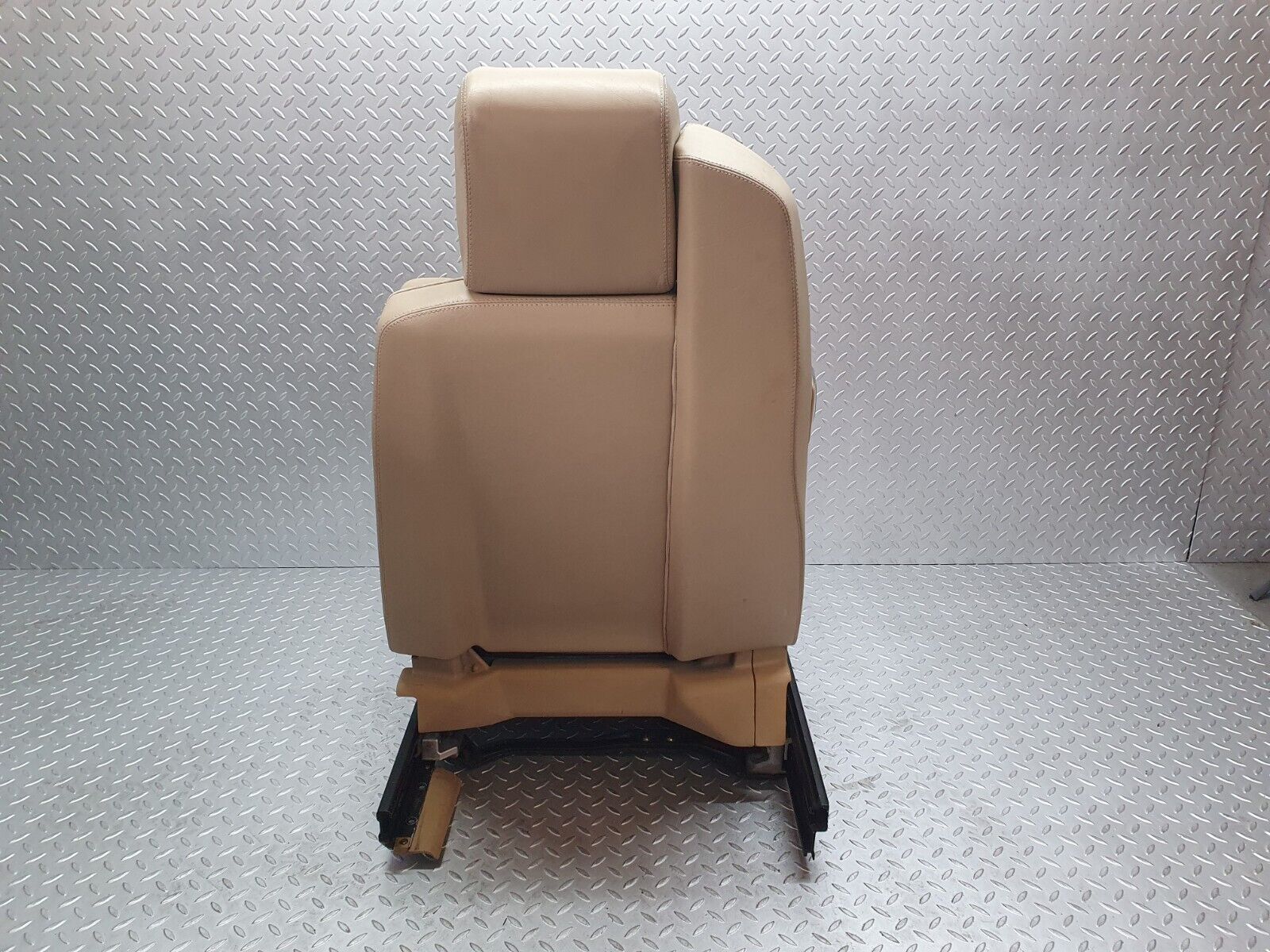 42419 Mercedes-Benz R129 320SL Coupe Electric Front Right Seat Leather Beige