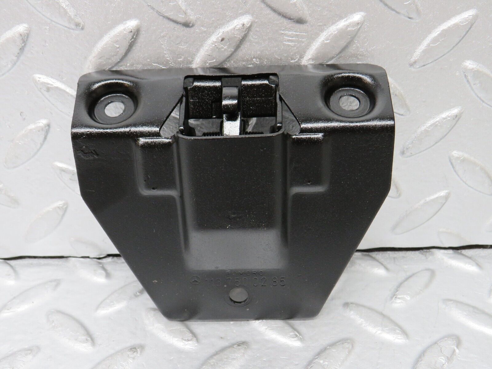 35341 Mercedes-Benz R107 280SL Trunk Boot Lock Latch 1137500285