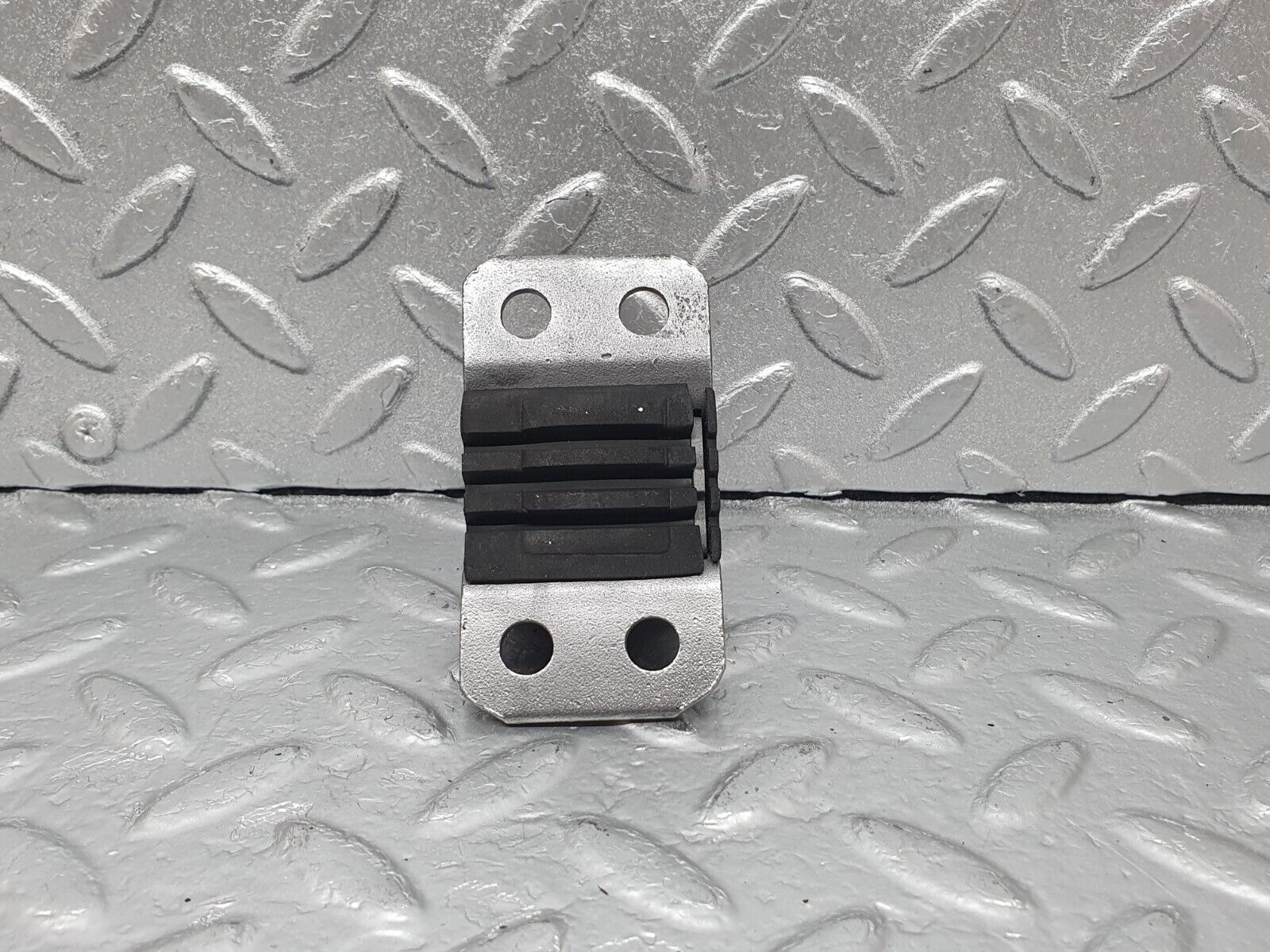 43564 Mercedes-Benz C126 380SEC Coupe Door Lock Latch Left Side