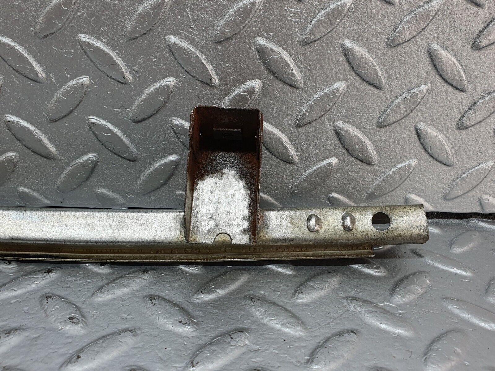 43196 Mercedes-Benz W108 280SE Rear Left Door Window Channel