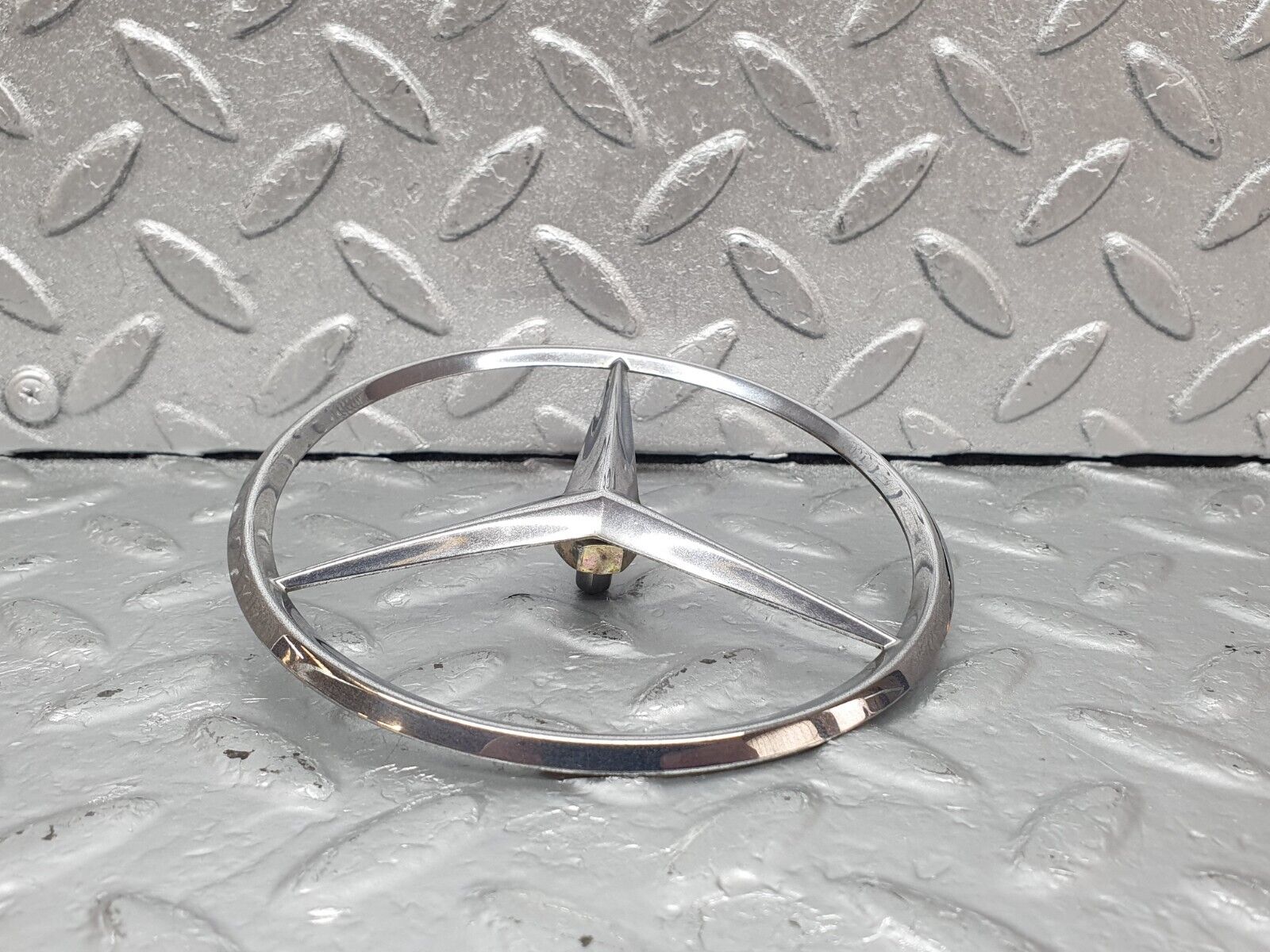 43981 Mercedes-Benz C123 230CE Coupe Trunk Boot Lid Emblem 1267580058