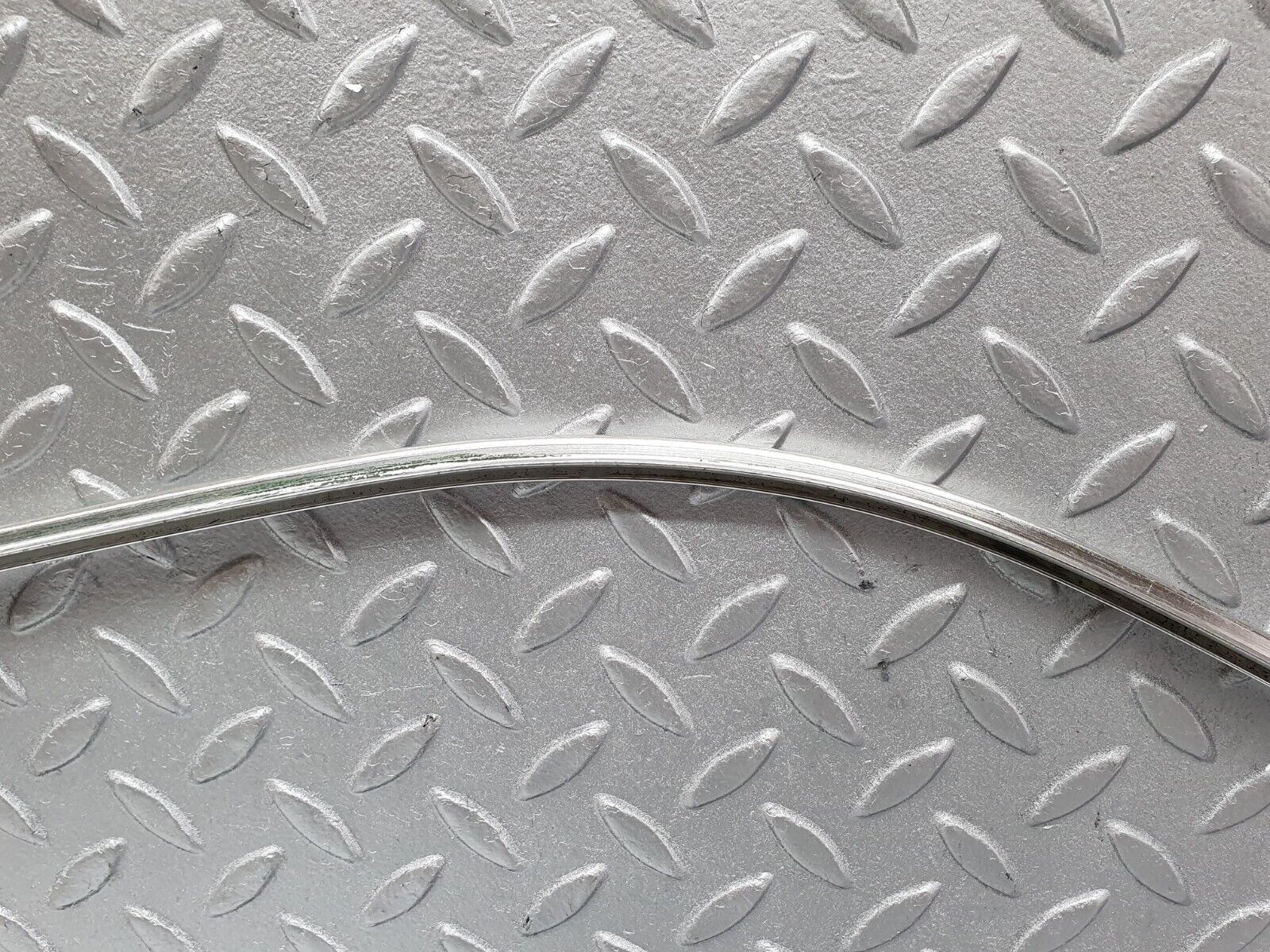 43477 Mercedes-Benz W108 280SE Roof Chrome Trim Right Side