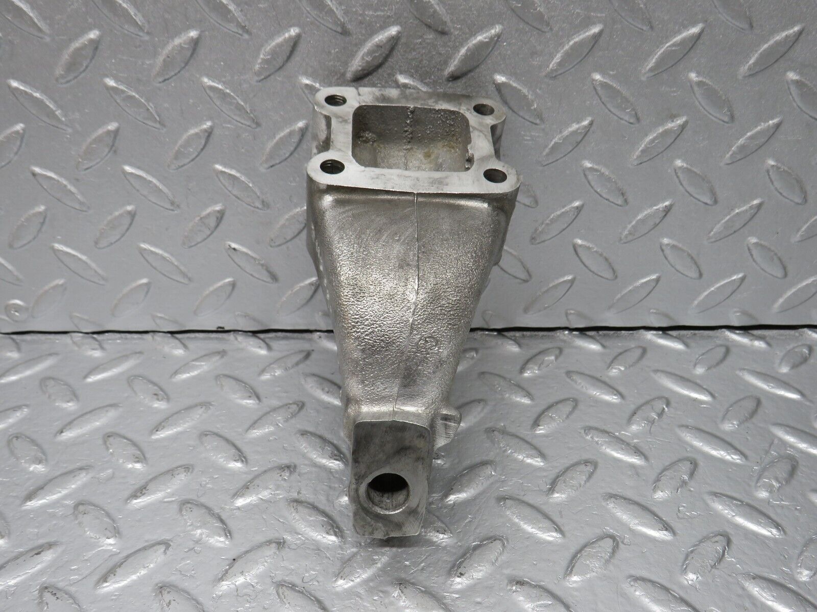 39877 Mercedes-Benz R107 350SL Engine Mount Bracket Left Side 1162234404