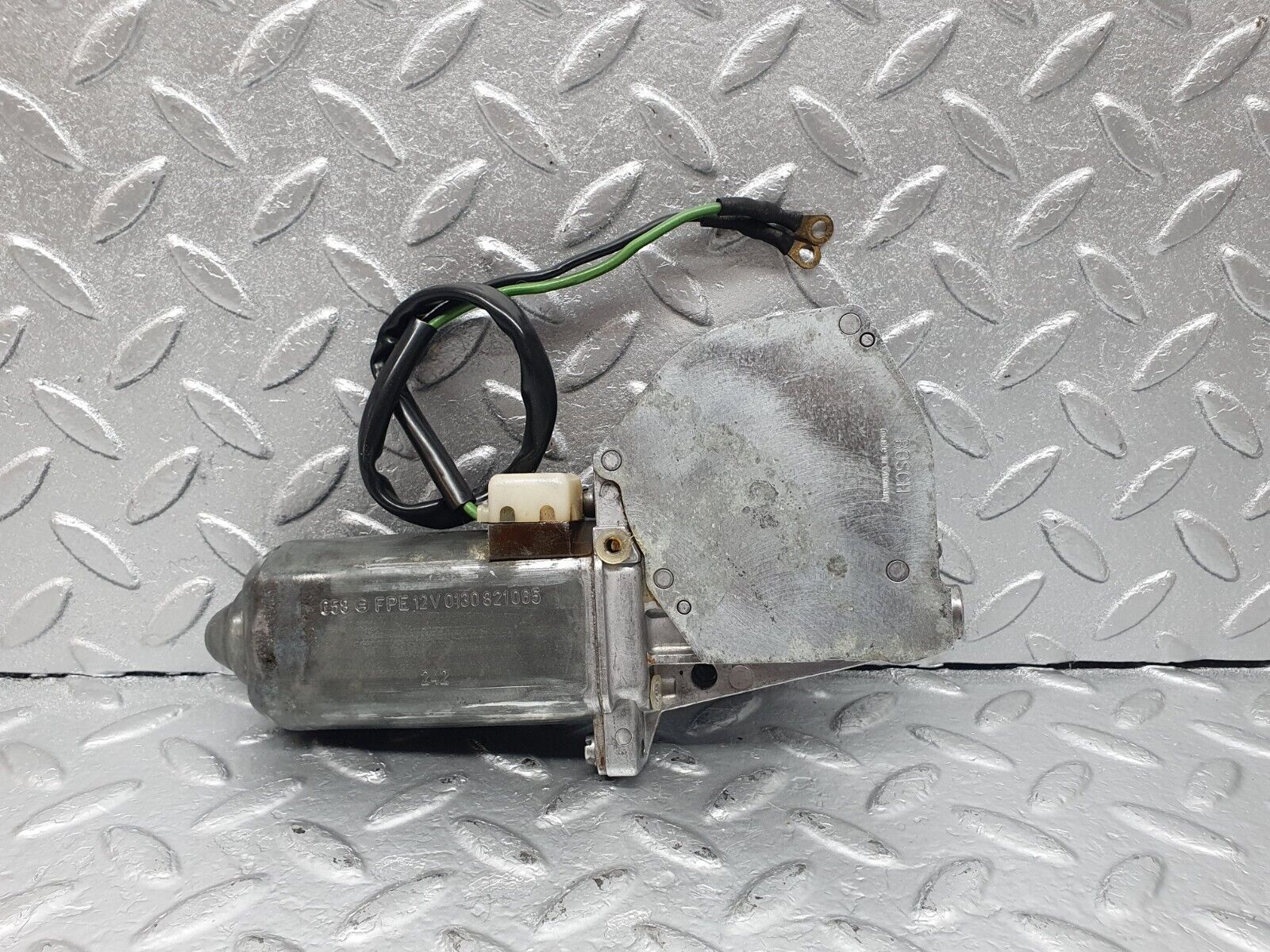 43653 Mercedes-Benz C126 380SEC Coupe Rear Left Power Window Regulator Motor Bosch