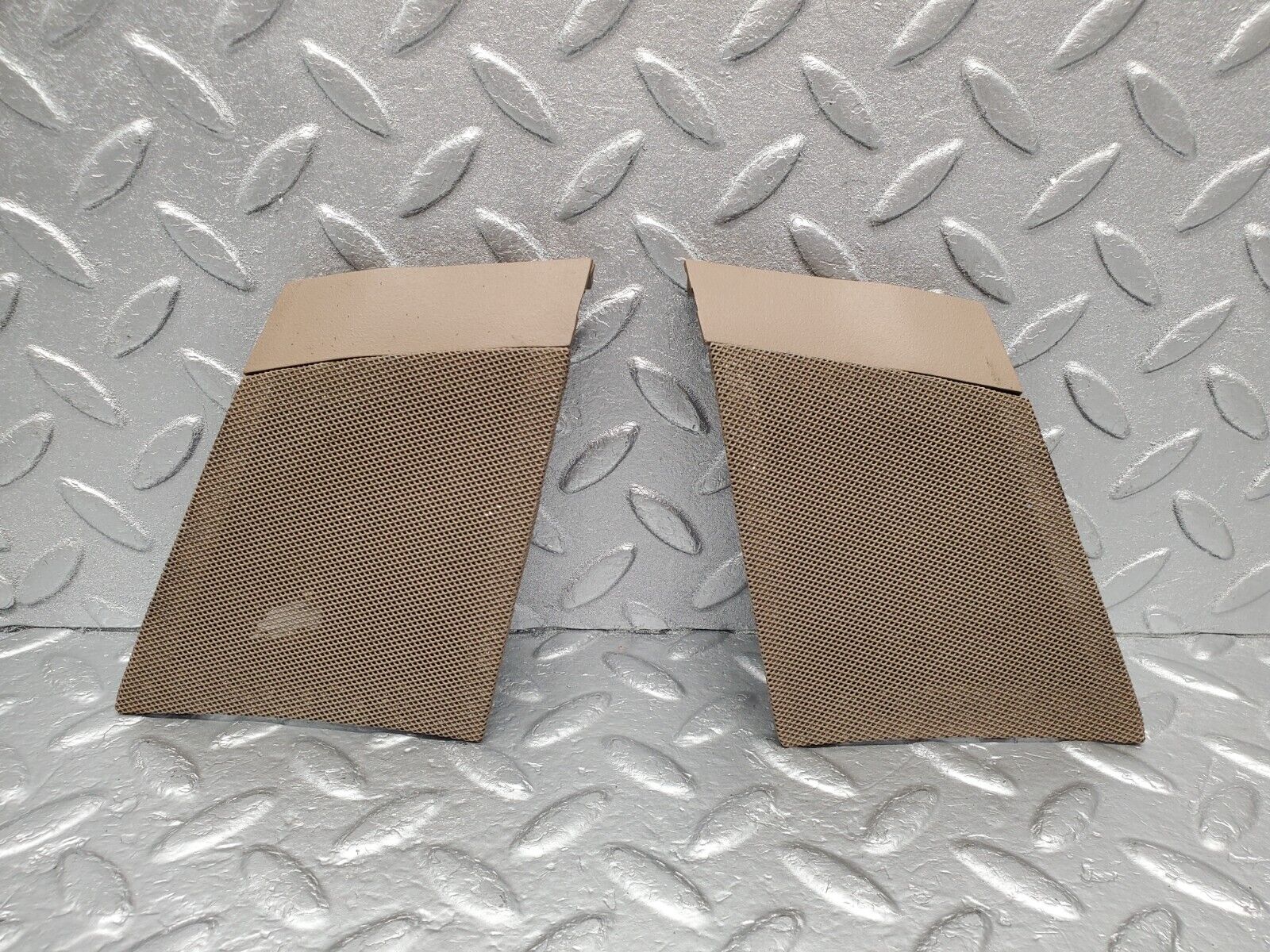 46836 Mercedes-Benz R129 320SL Coupe Dashboard Speaker Covers 1296800439 1296800339