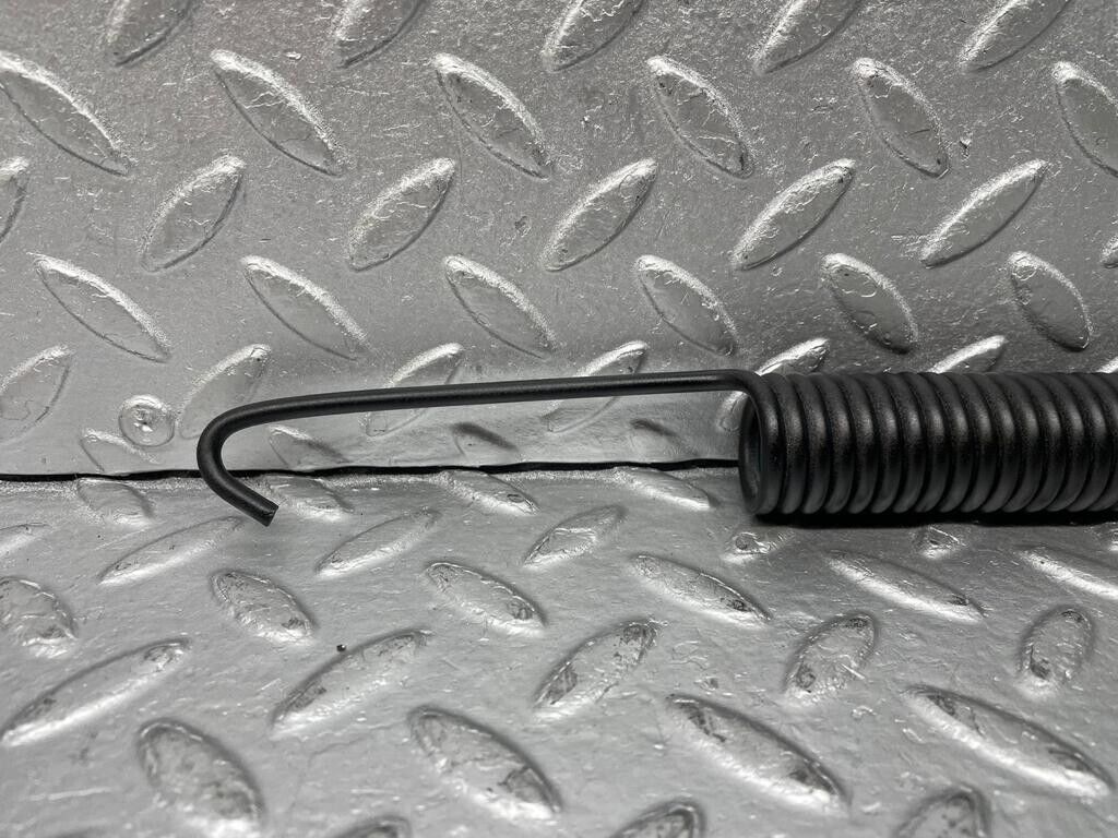 39007 Mercedes-Benz R107 500SL Bonnet Hinge Spring