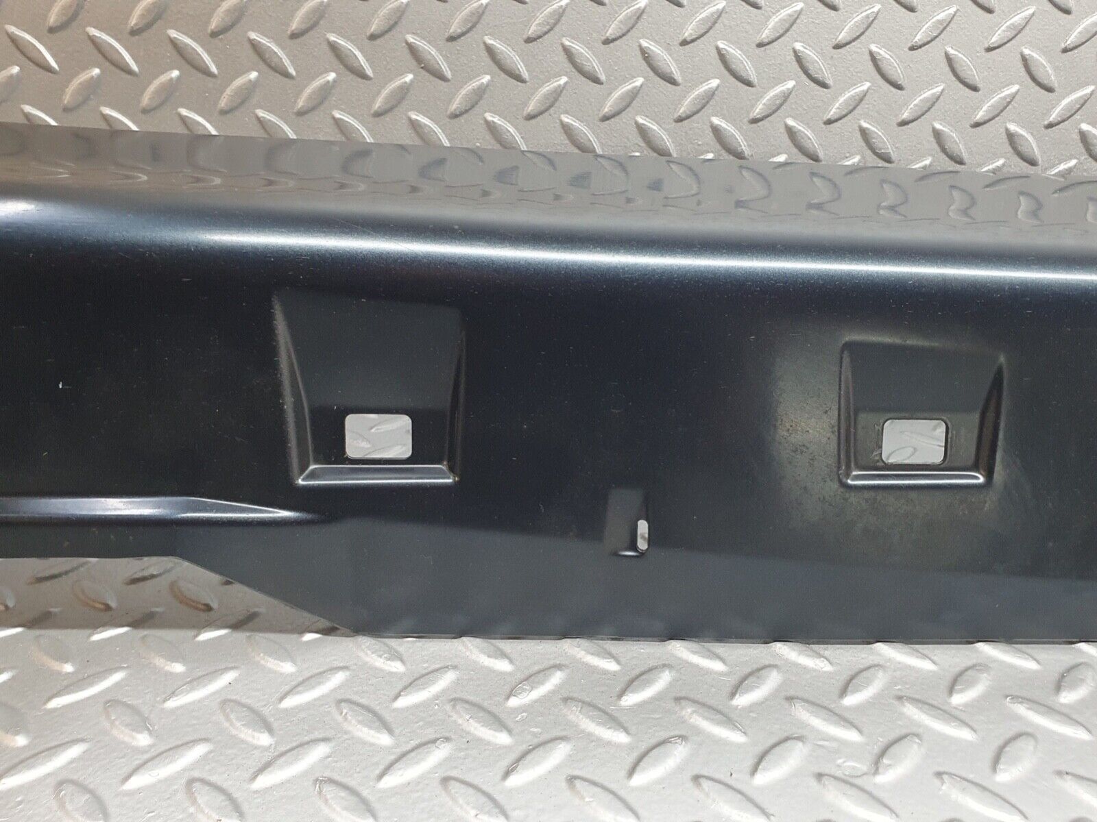 42024 Mercedes-Benz W202 C200 Side Skirt Right Side 2026982430