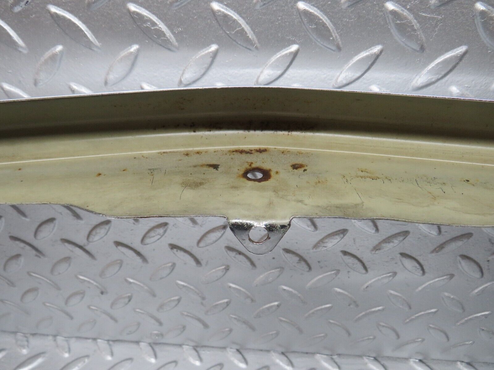 32736 Mercedes-Benz R107 C107 Bonnet Grill Chrome Frame