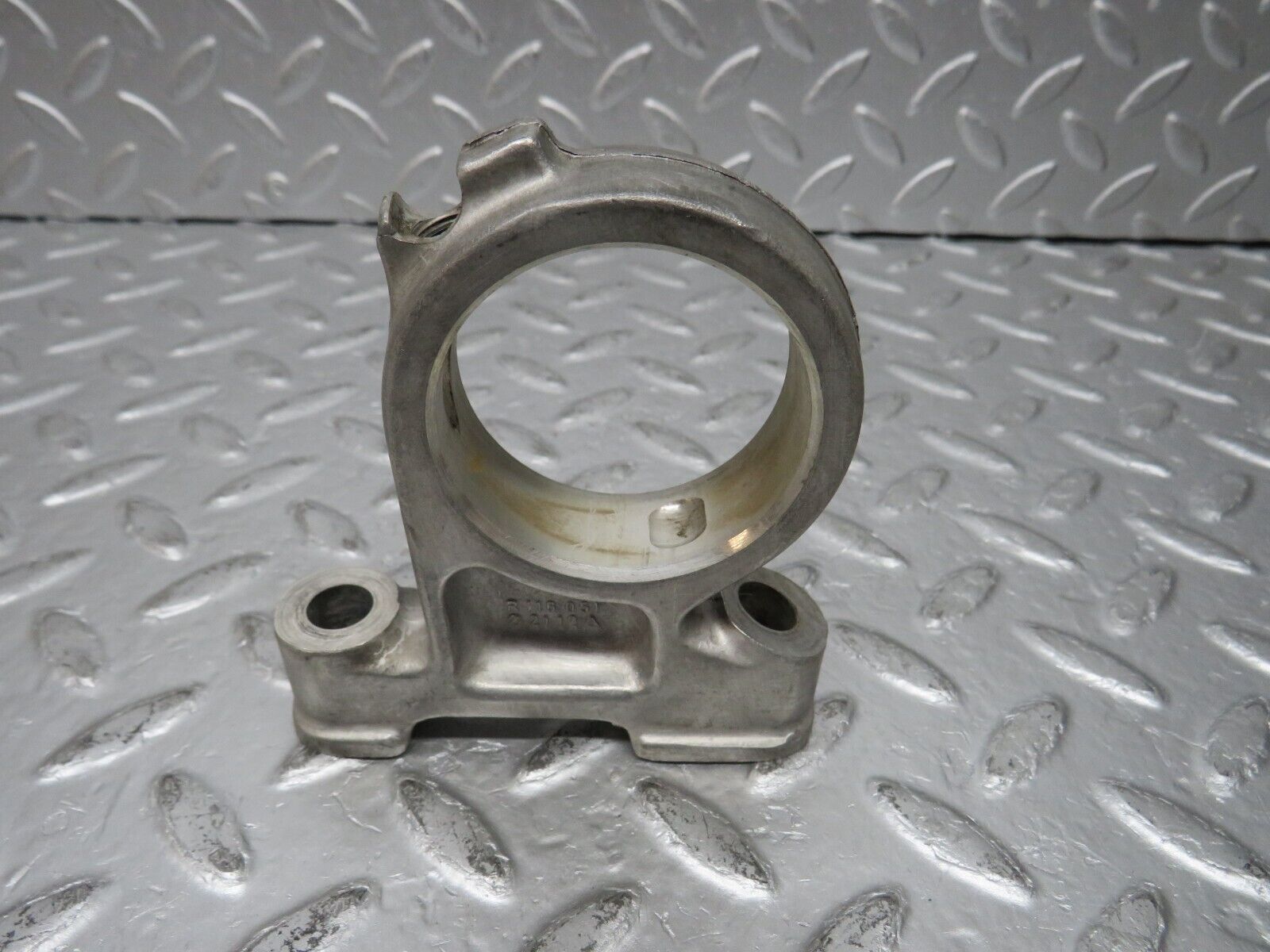 32800 Mercedes-Benz C107 R107 350 V8 Camshaft Tower Bearing 1160512112