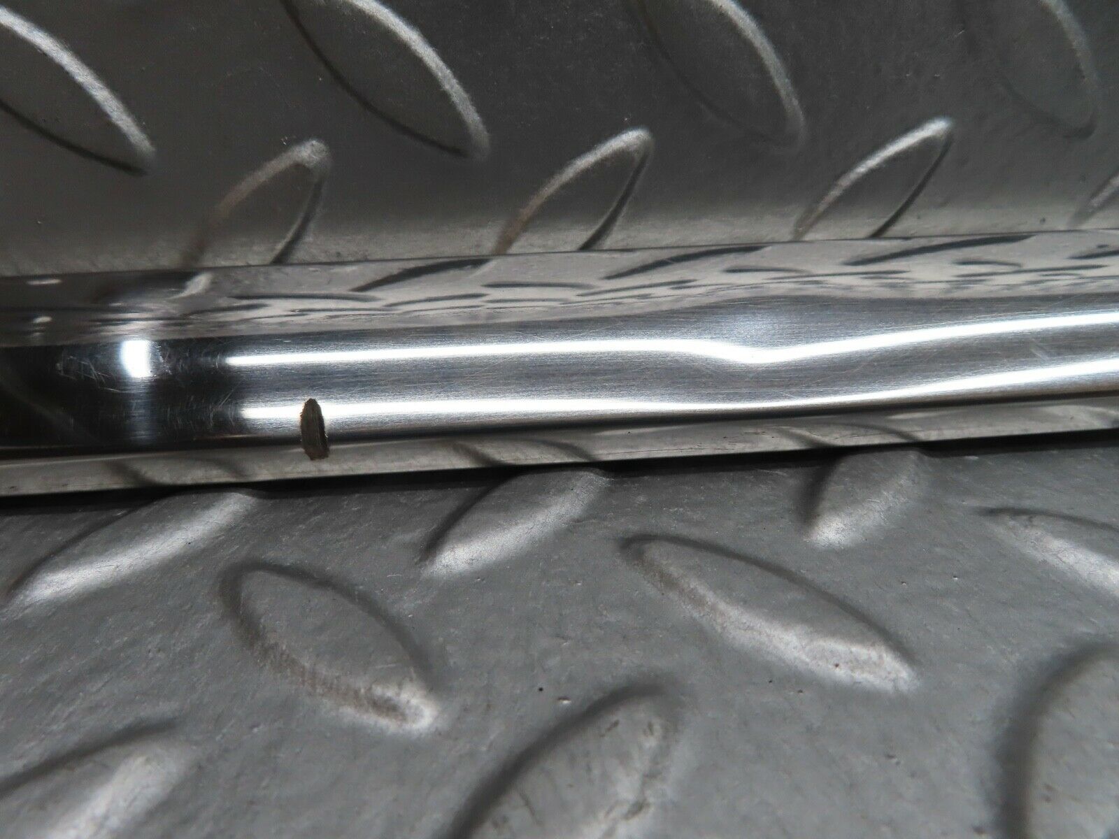 20544 Mercedes-Benz R107 450SL Right Skirt Chrome Trim Strip