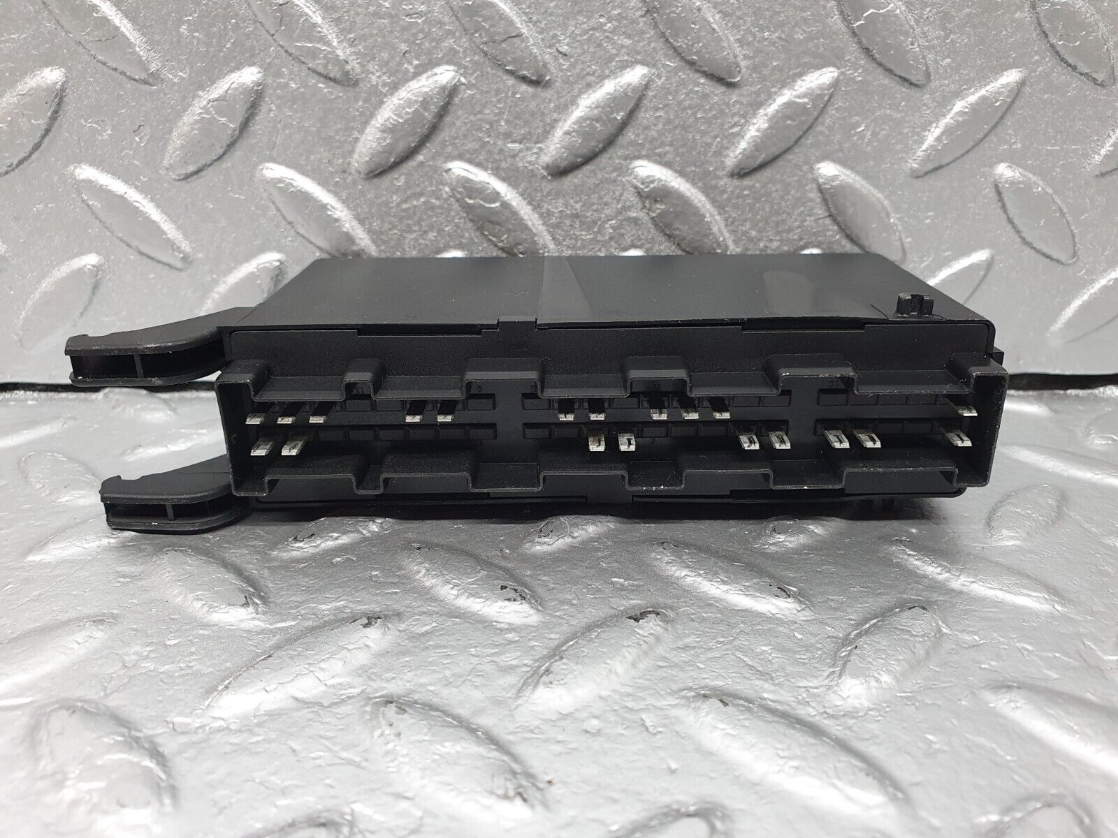 41863 Mercedes-Benz W202 C200 Light Control Unit Hella 2025420532