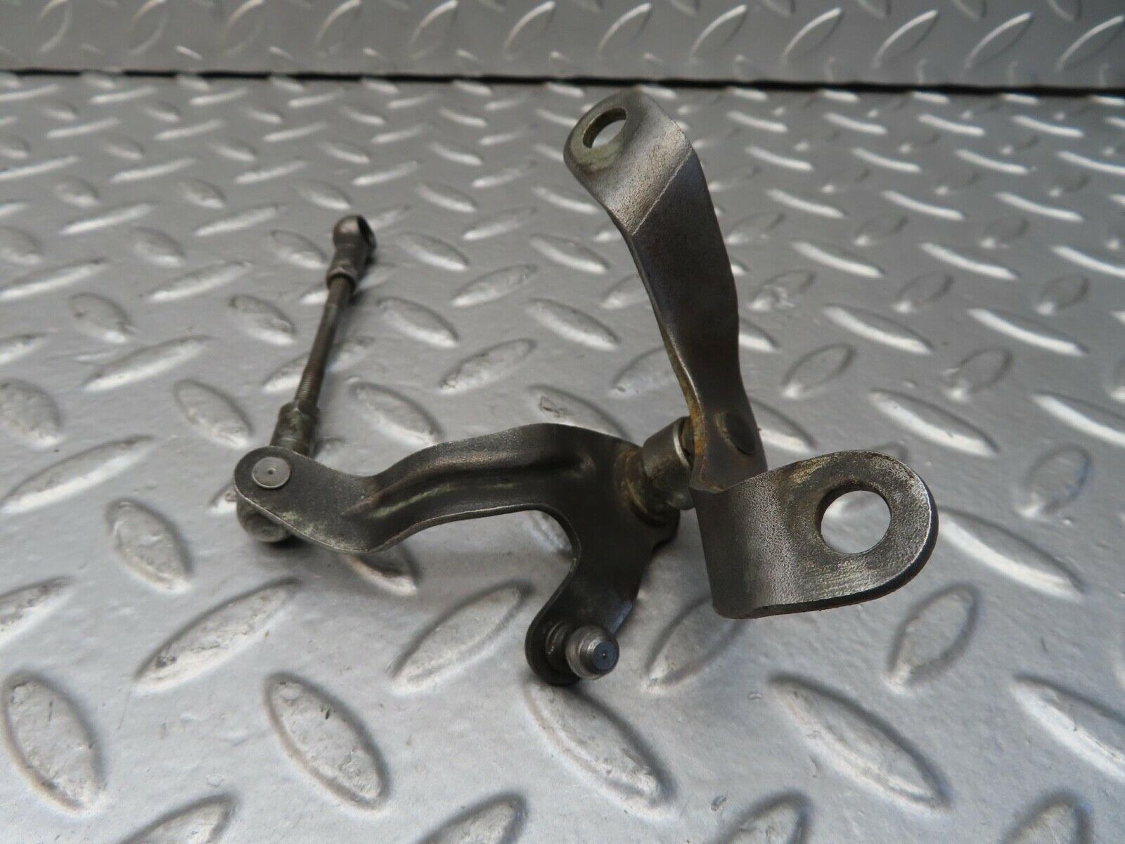 15750 Mercedes-Benz R107 450SL Throttle Linkage