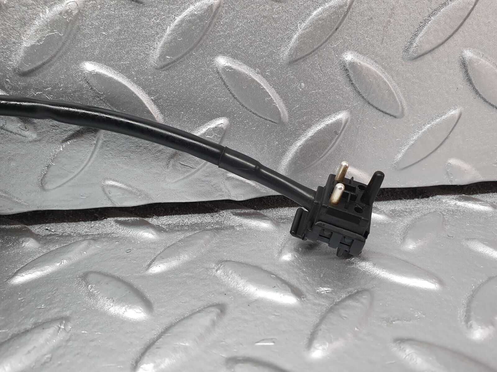 42154 Mercedes-Benz R129 320SL Coupe Rear Right Roof Lock Mechanism 1298001774