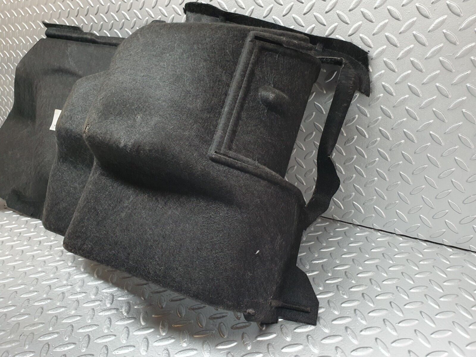 41764 Mercedes-Benz W202 C200 Trunk Boot Panel Cover Left Grey 2026933791