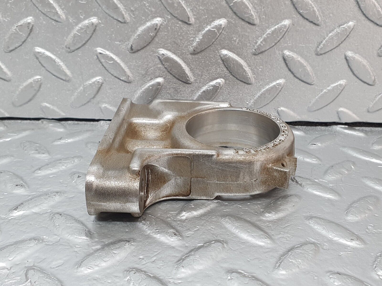 43796 Mercedes-Benz C126 380SEC Coupe Camshaft Tower Bearing 1160515118