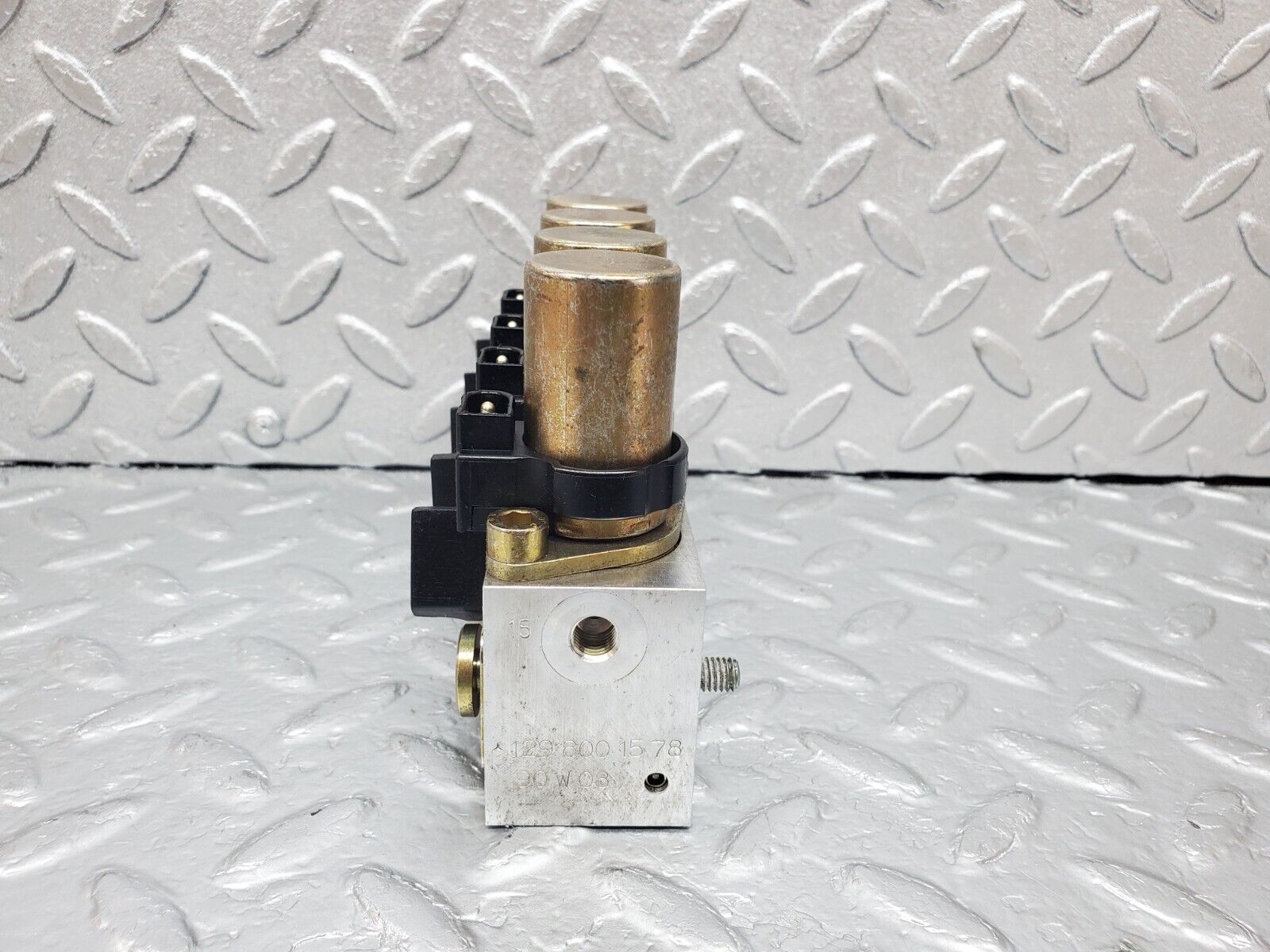 44978 Mercedes-Benz R129 300SL Coupe Roof Hydraulic Valve Right 1298001578